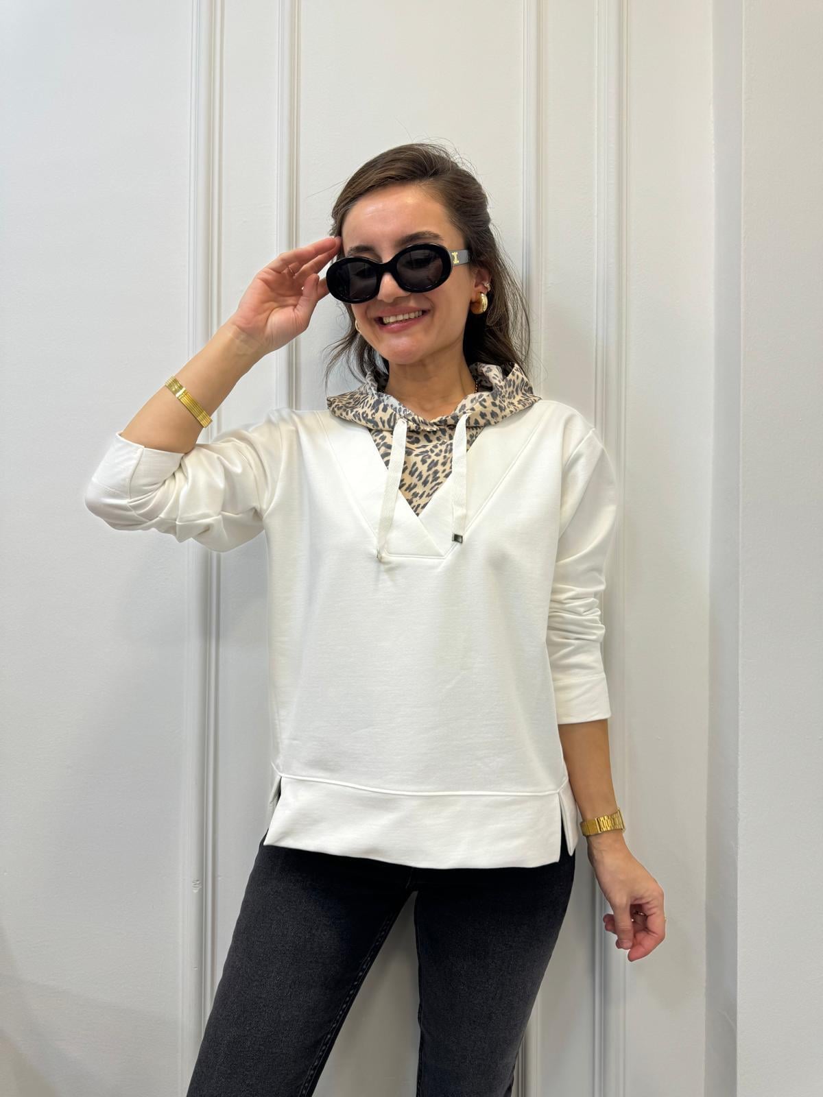 Ekru Leopar Kapüşon Detaylı Sweatshırt 28985