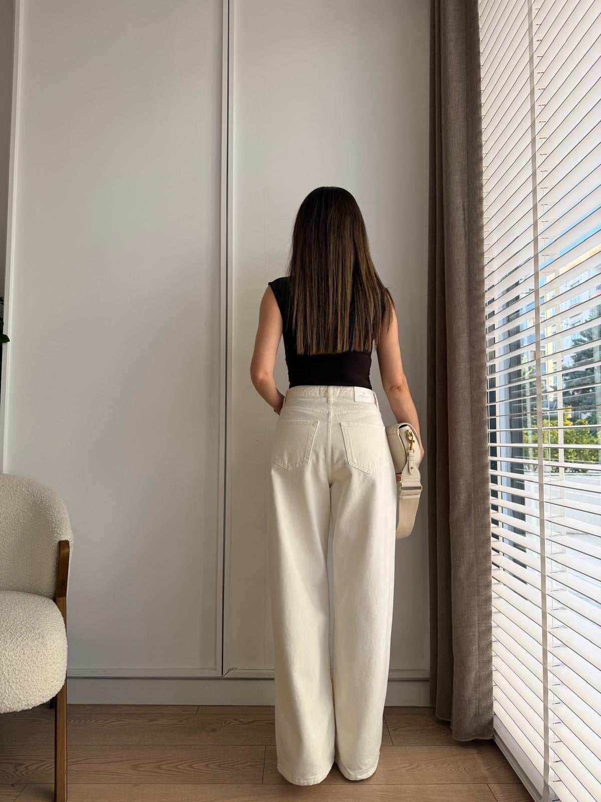 Ekru Nakışlı Tasarım Lazer Kesimli Wide Leg Jean 8272