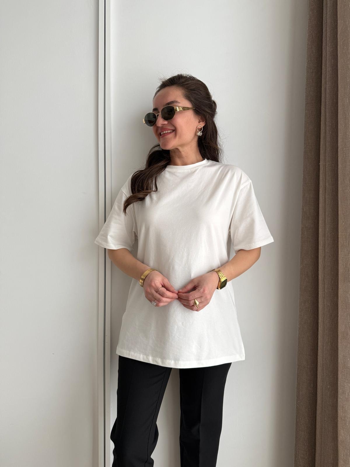 Ekru Orjinal Marka Yanları Yırtmaçlı Bisiklet Yaka Tshirt 5214