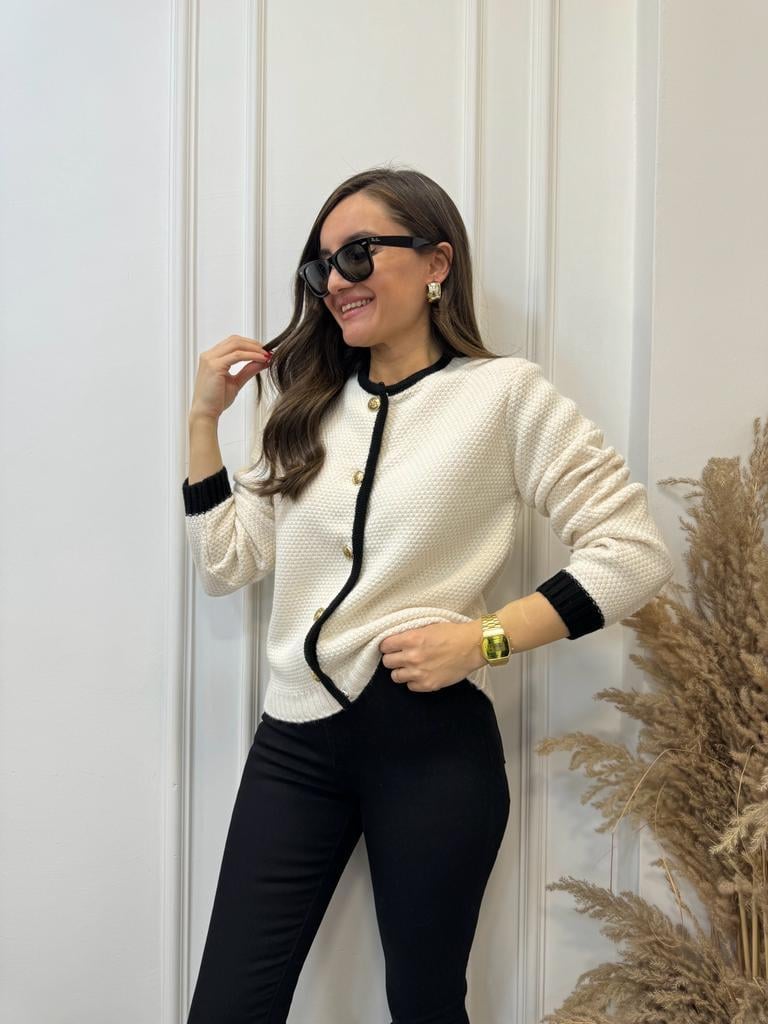 Ekru Şeritli Gold Düğmeli Vatkalı Hırka 1073