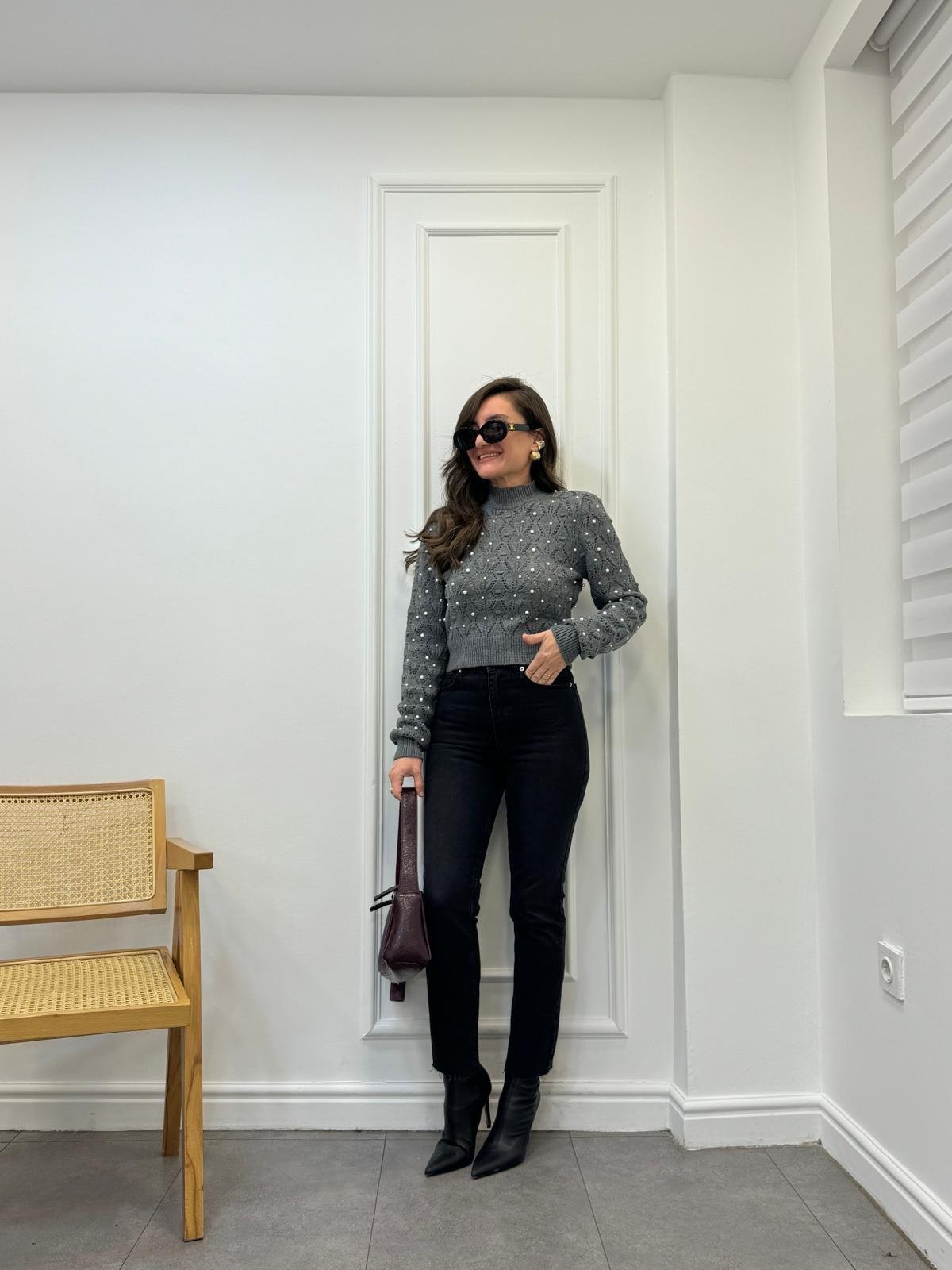 Füme İncili Sırt Dekolteli Triko Kazak 4361
