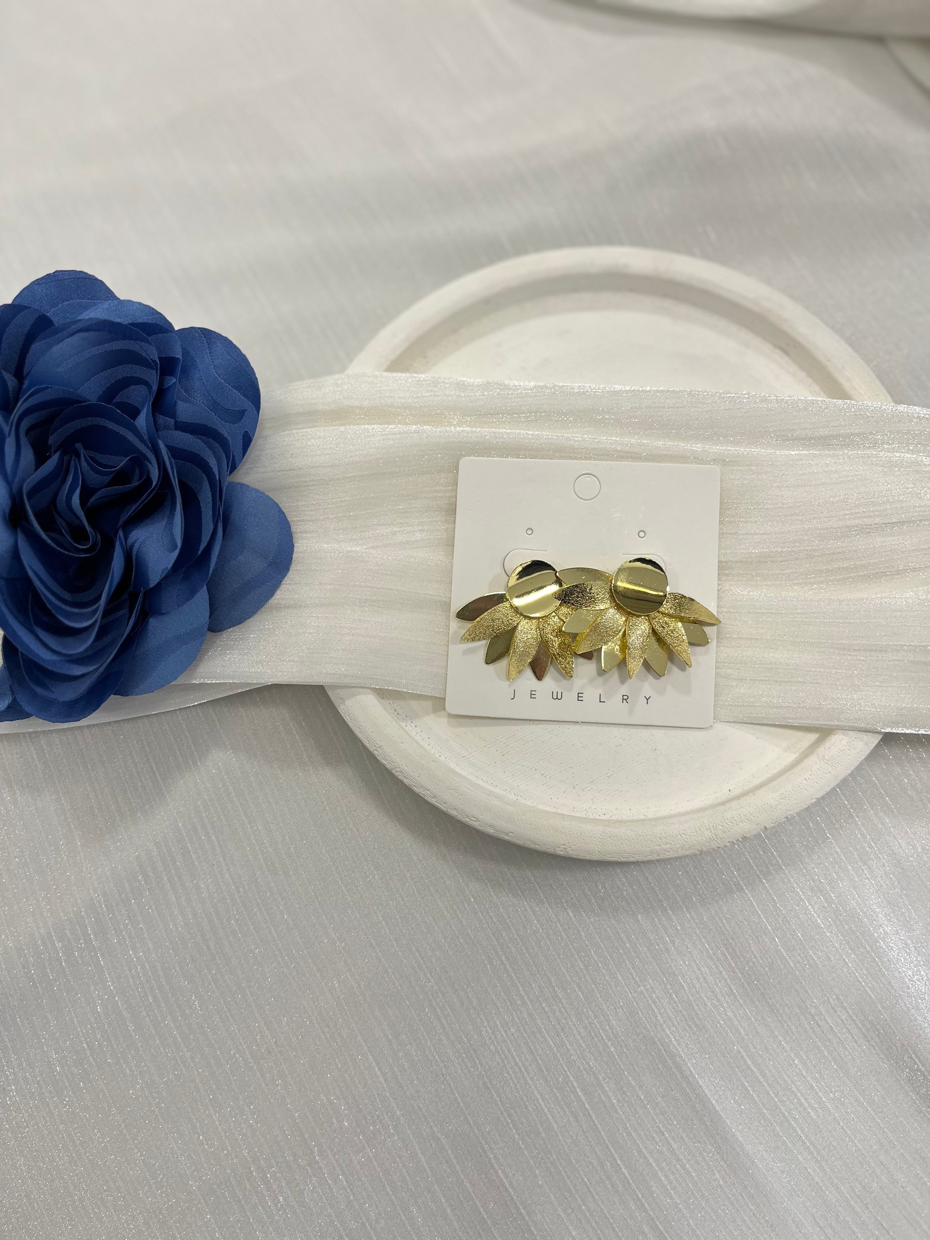 Gold Kat Kat Yaprak Detaylı Küpe KP54