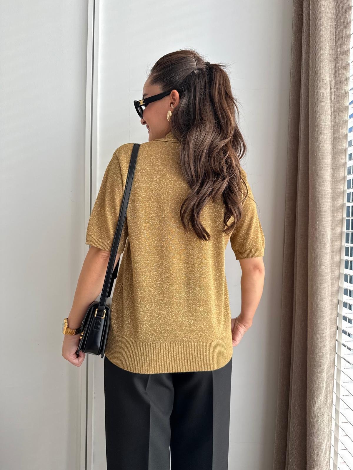 Gold Polo Yaka Gold Düğmeli Simli Bluz 251111