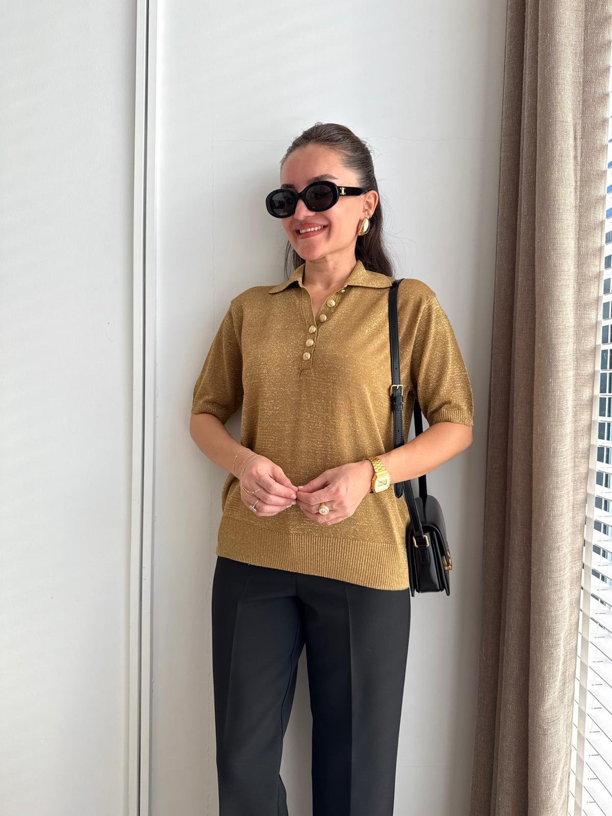 Gold Polo Yaka Gold Düğmeli Simli Bluz 251111