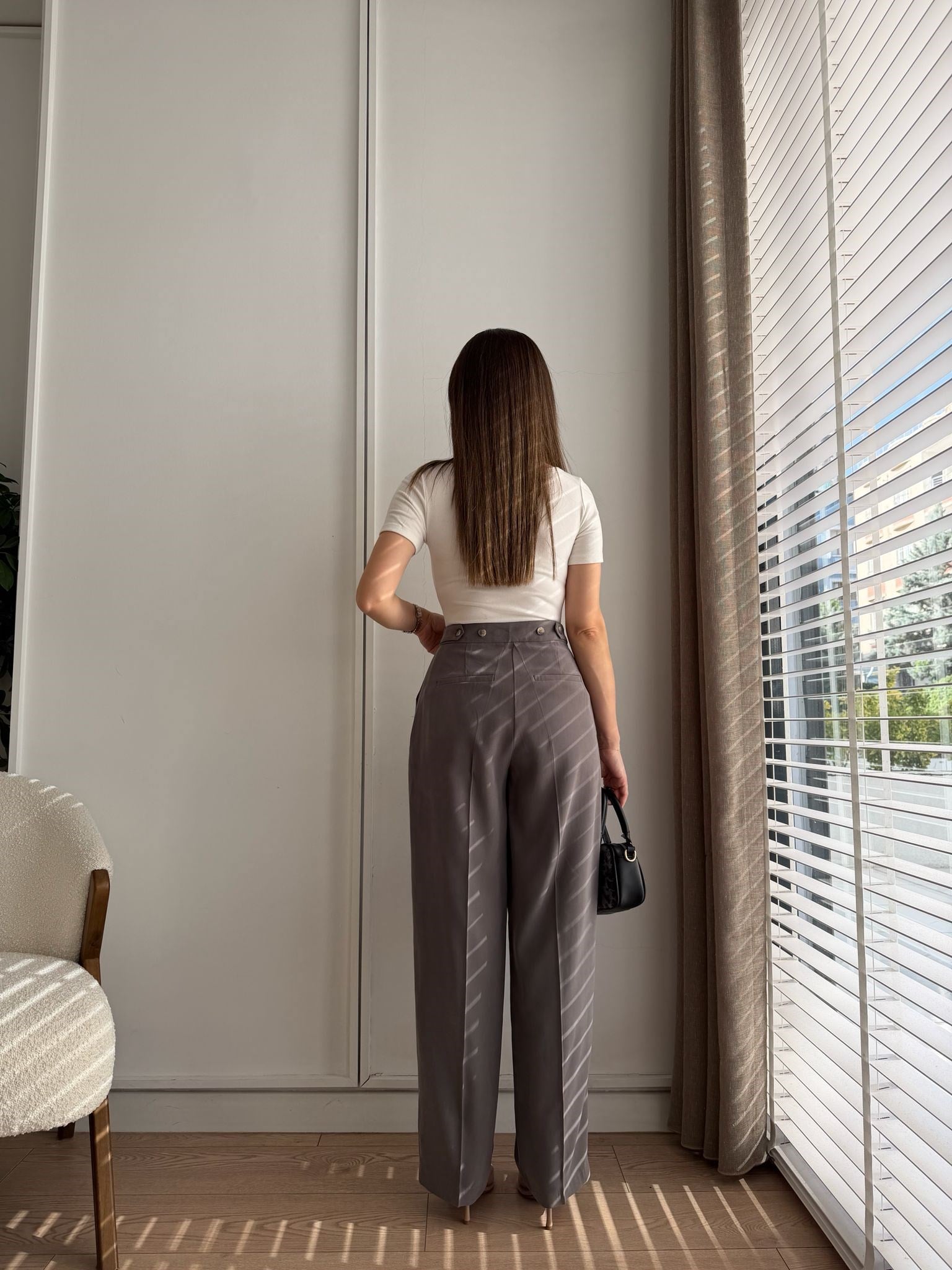 Gri Bel Düğme Detaylı Tensel Pantolon 17545