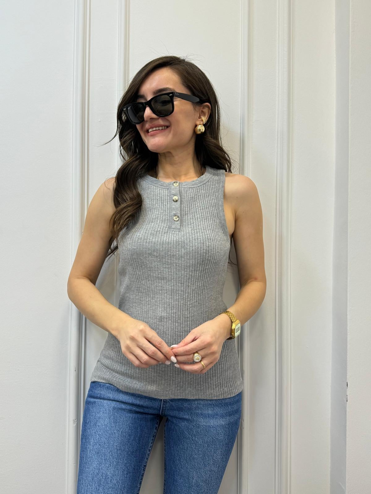 Gri Düğme Detaylı Triko Bluz 9818