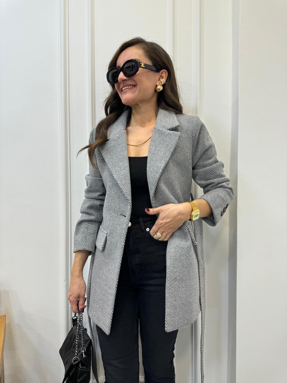Gri Kendinden Desenli Kaşe Kuşaklı Blazer Ceket 2046