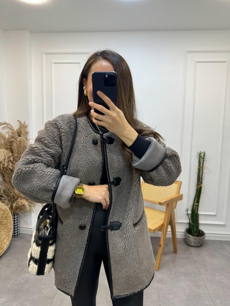 Gri Lüx Kalite Düğme Detaylı Biyeli Teddy Mont 54445