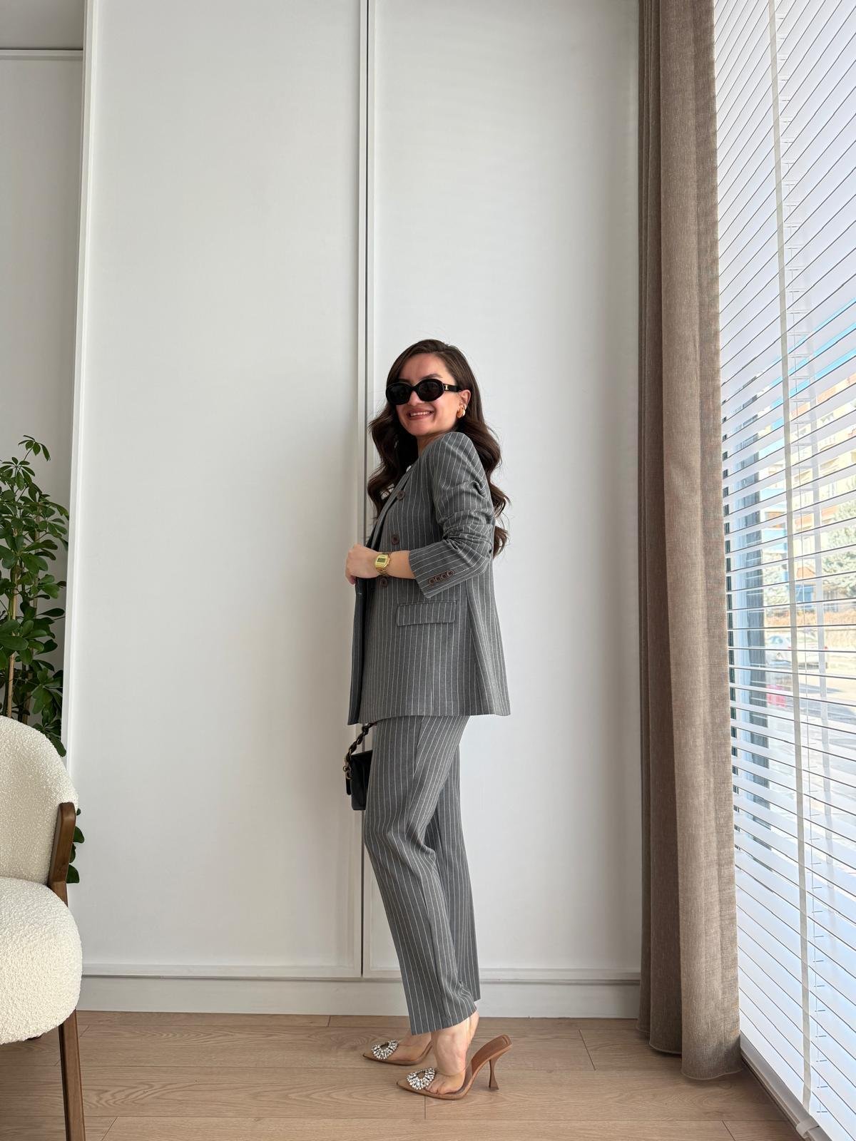 Gri Vatkalı Çizgili Blazer Ceket Pantolon Takım 40295