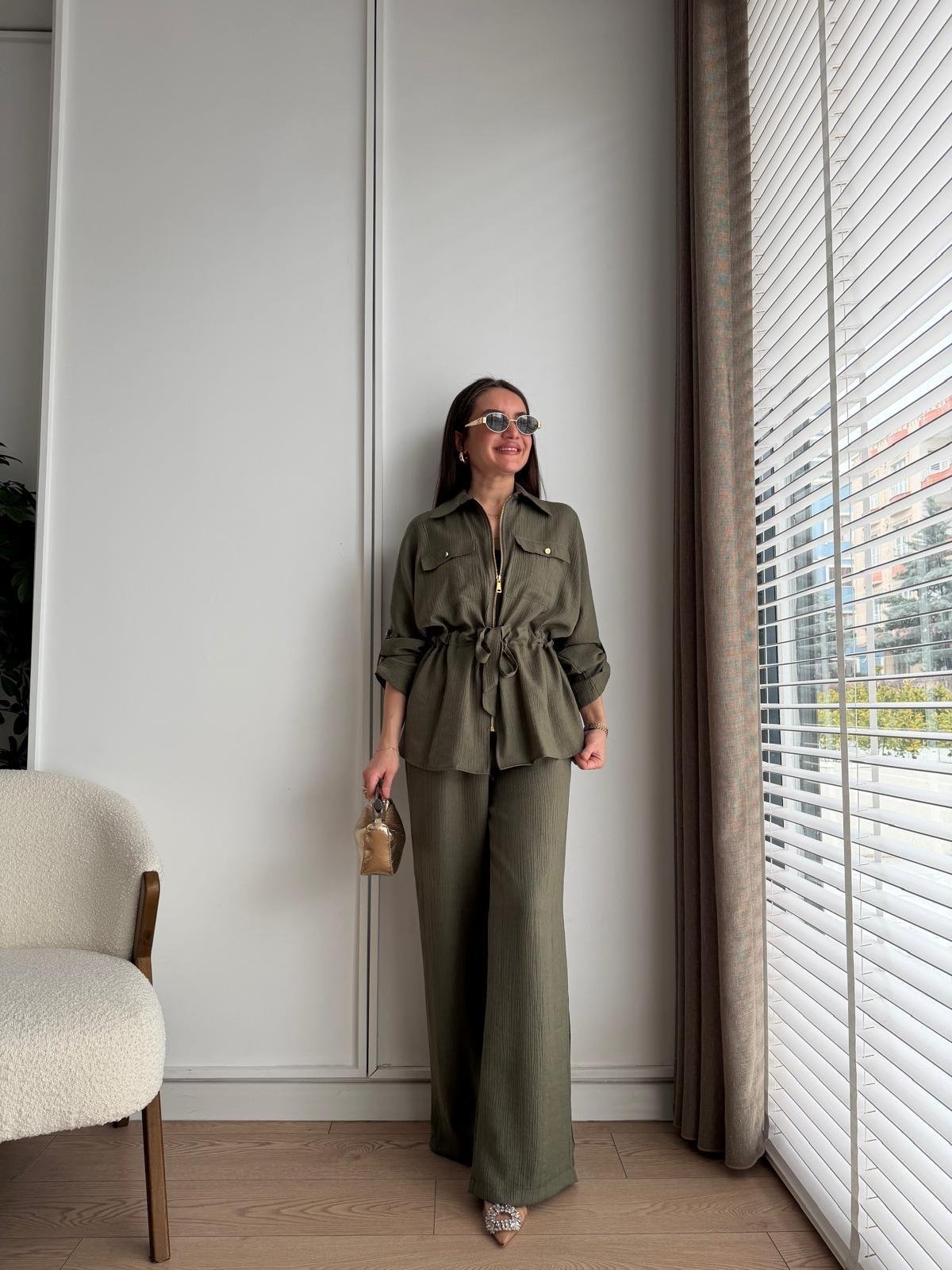 Haki Bel Bağlamalı Parlak Ceket Pantolon Takım 51279