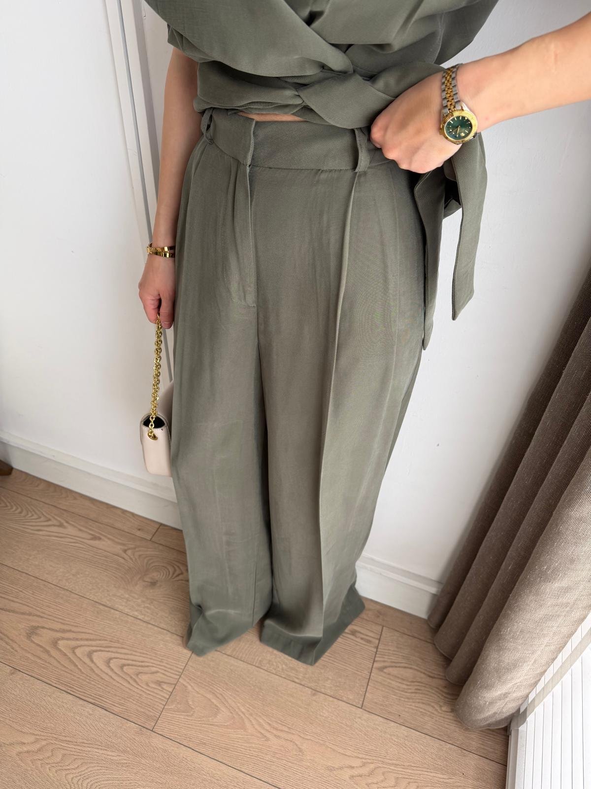 Haki Bel Kuşaklı Yelek Pantolon Takım 580769