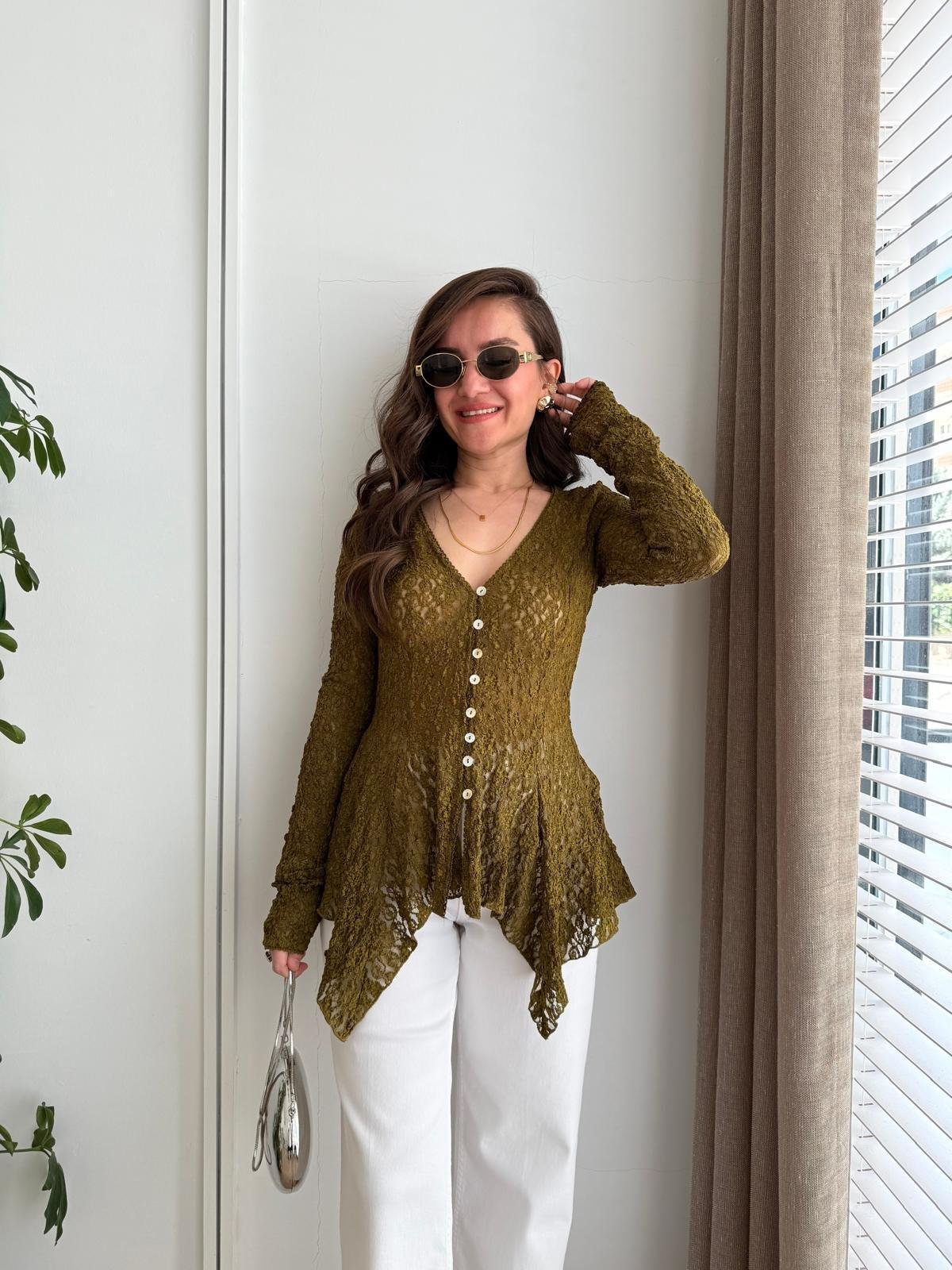 Haki Düğmeli Peplum Dantel Bluz 60433