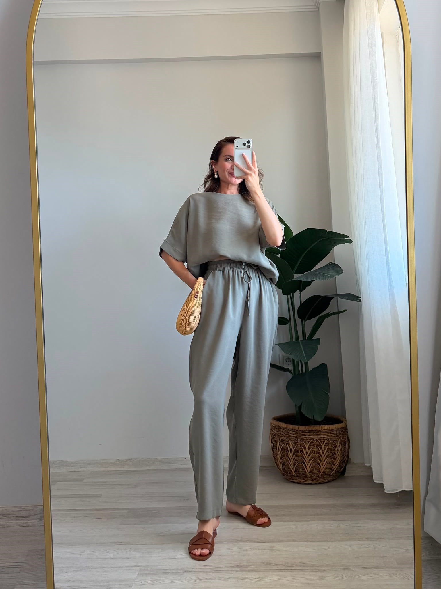 Haki Düşük Omuz Cepli Tensel Takım 11601
