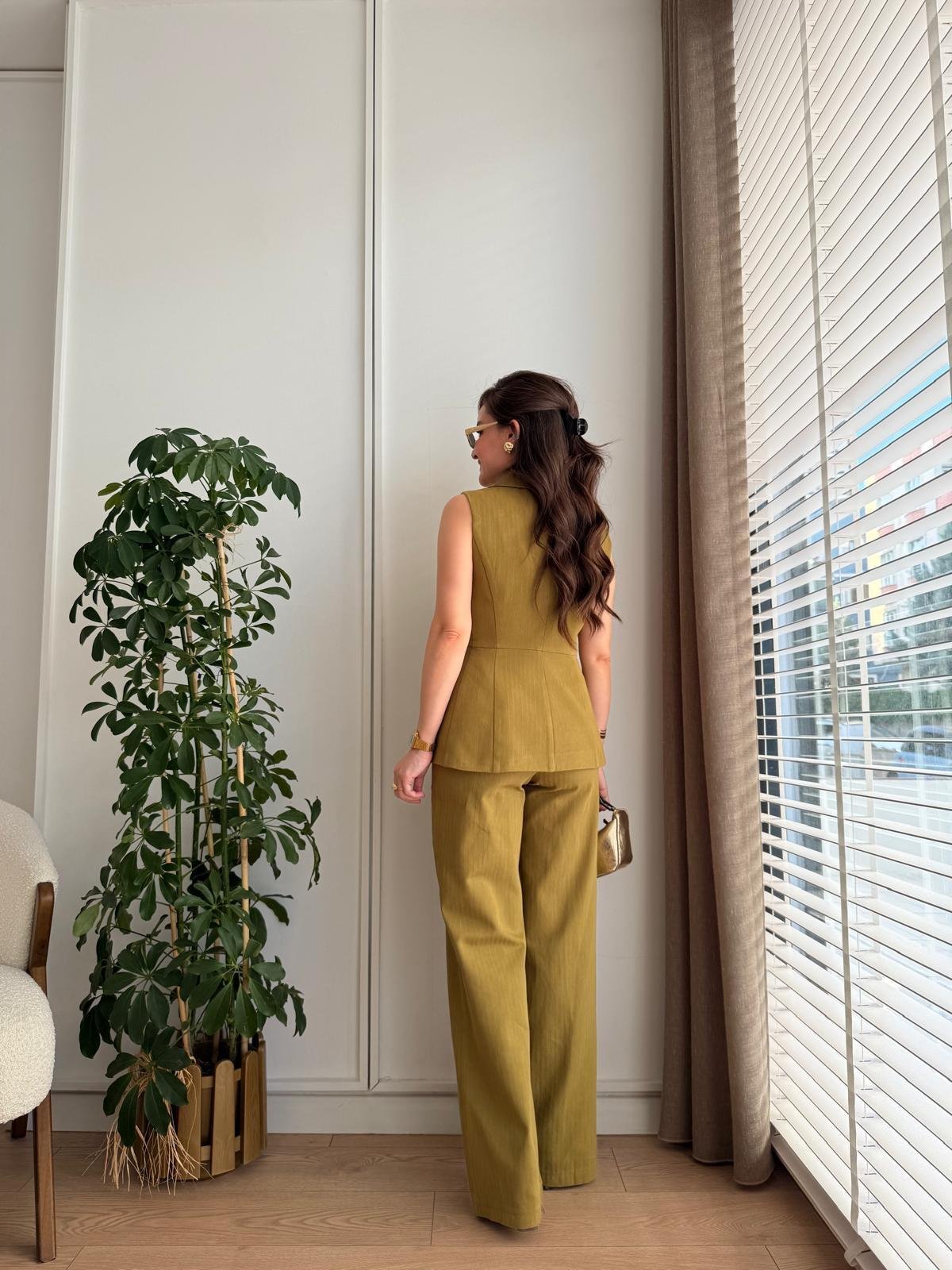 Haki Gold Düğmeli Tasarım Yelek Pantolon Takım 9206