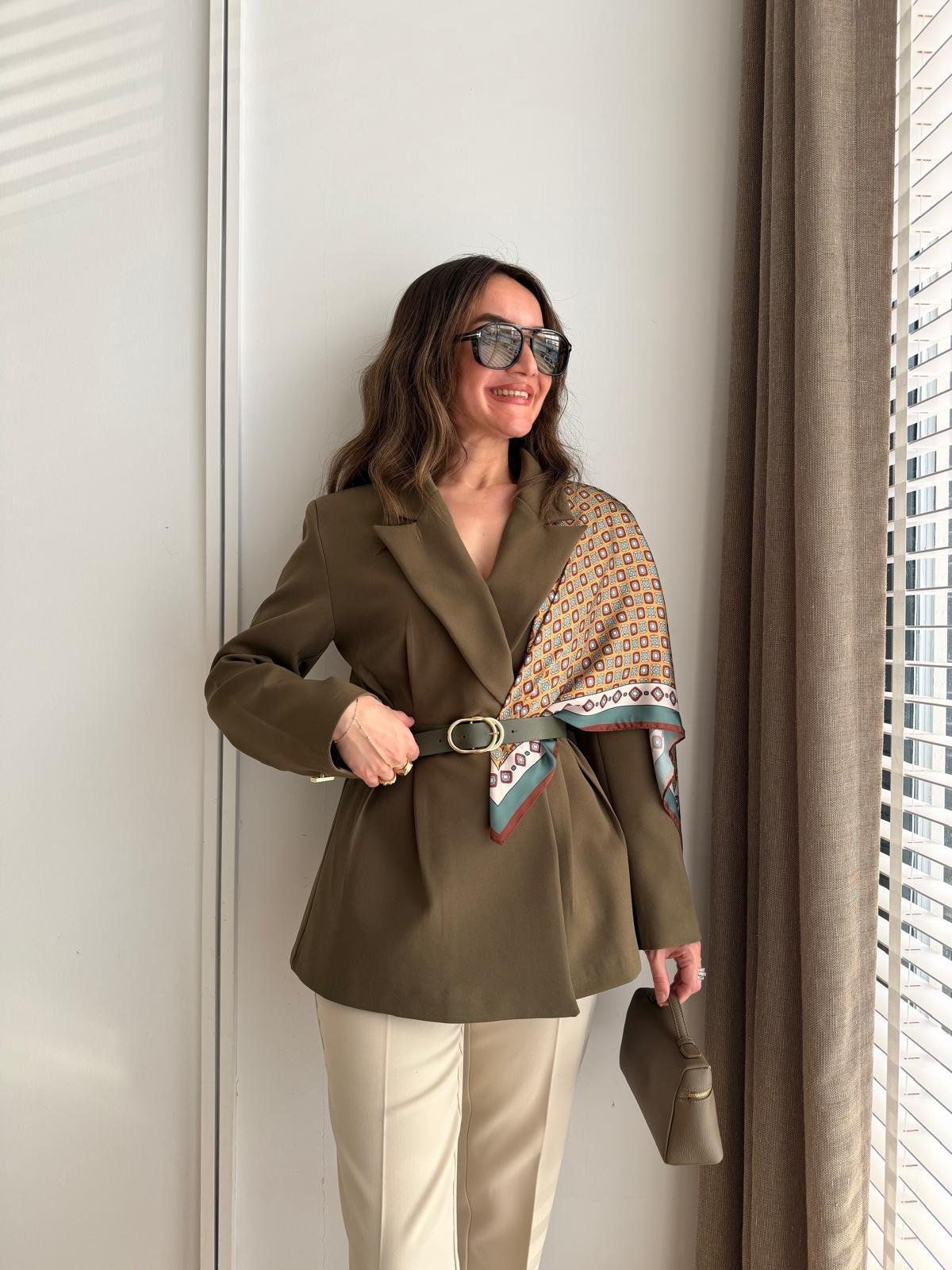 Haki Kemerli Fular Detaylı Blazer Ceket 6337