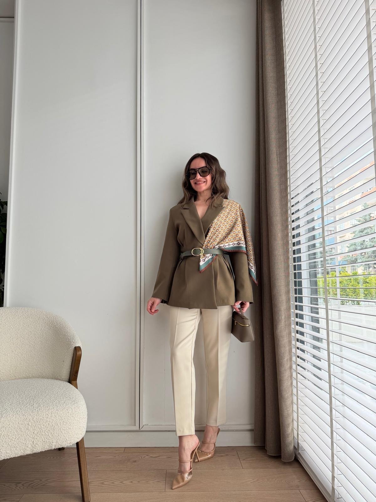 Haki Kemerli Fular Detaylı Blazer Ceket 6337