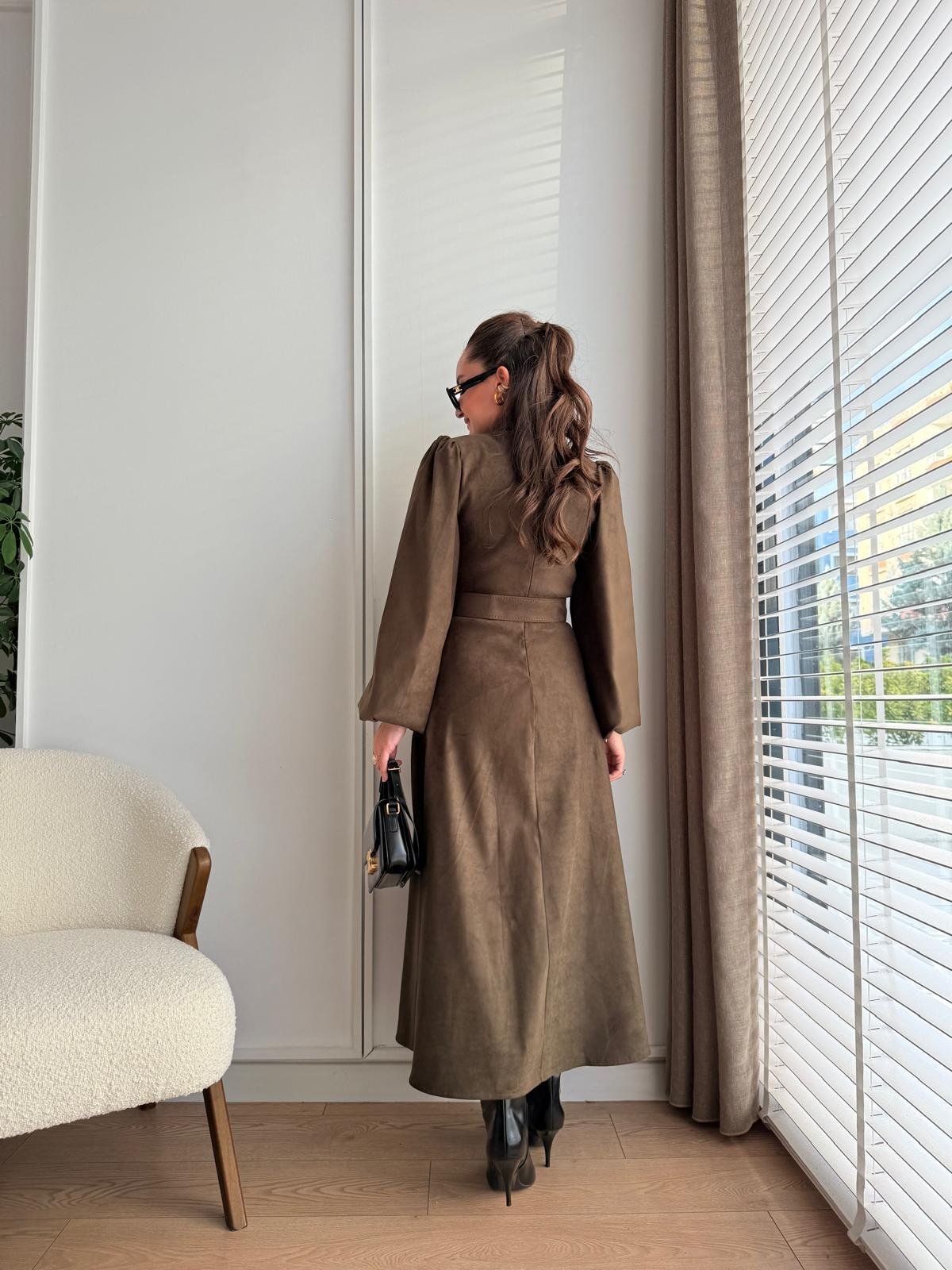 Haki Kemerli Vatkalı Süet Elbise 9350
