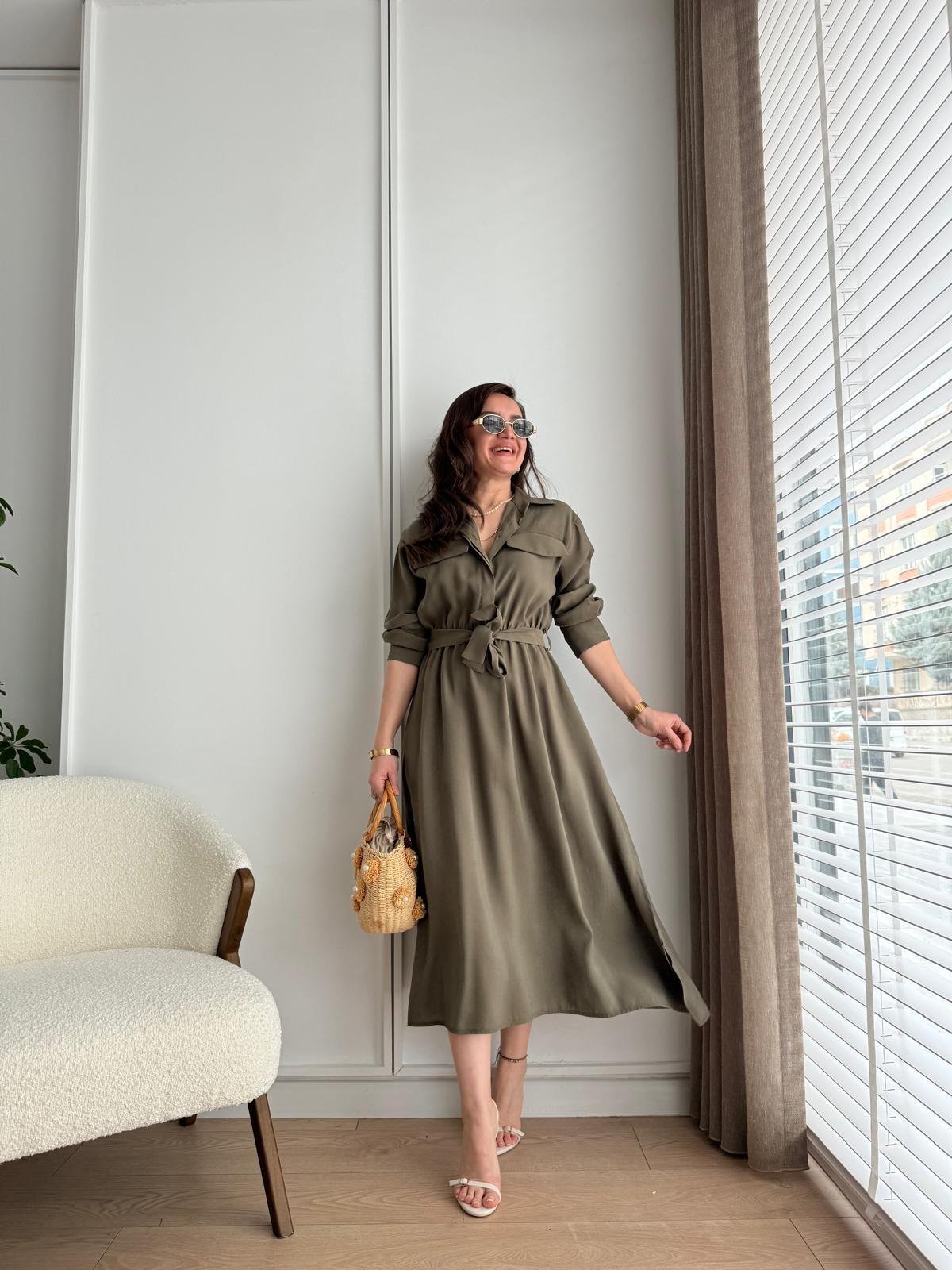 Haki Tensel Kumaş Beli Lastikli Yanları Yırtmaçlı Gömlek Elbise 2259