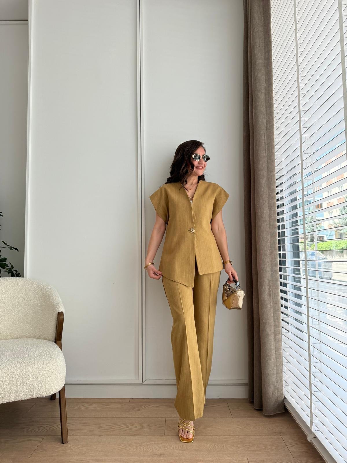Hardal Tasarım Asimetrik Kesim Yelek Pantolon Takım 8647