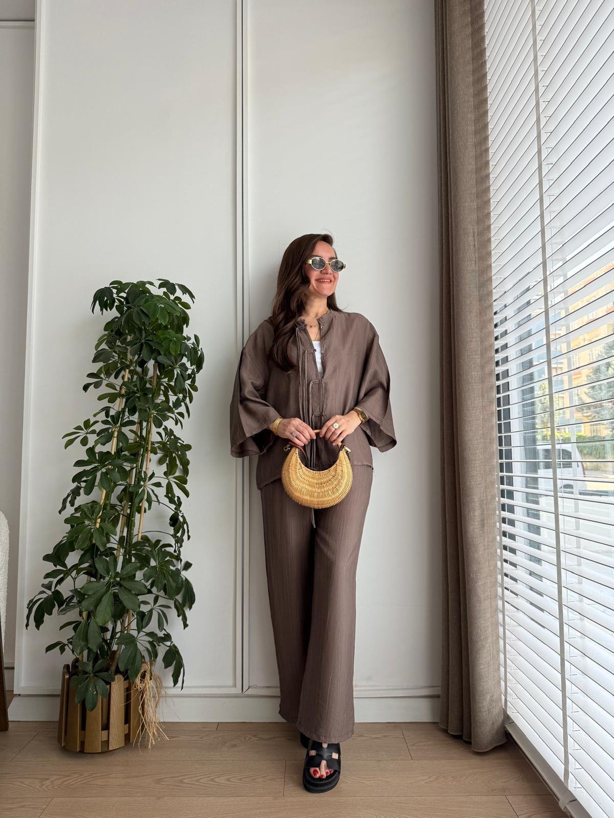 Kahve rengi Bambu Kumaş Paçası Yırtmaçlı Pantolon Kimono Takım 0614