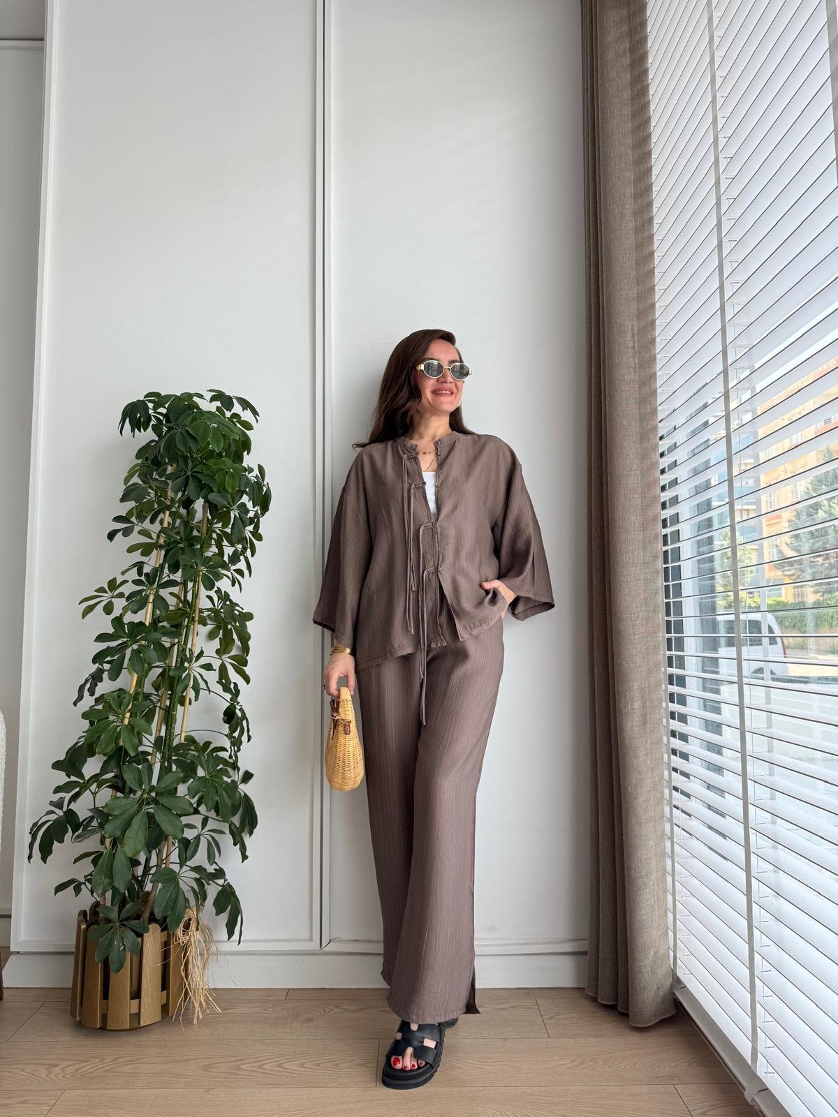 Kahve rengi Bambu Kumaş Paçası Yırtmaçlı Pantolon Kimono Takım 0614