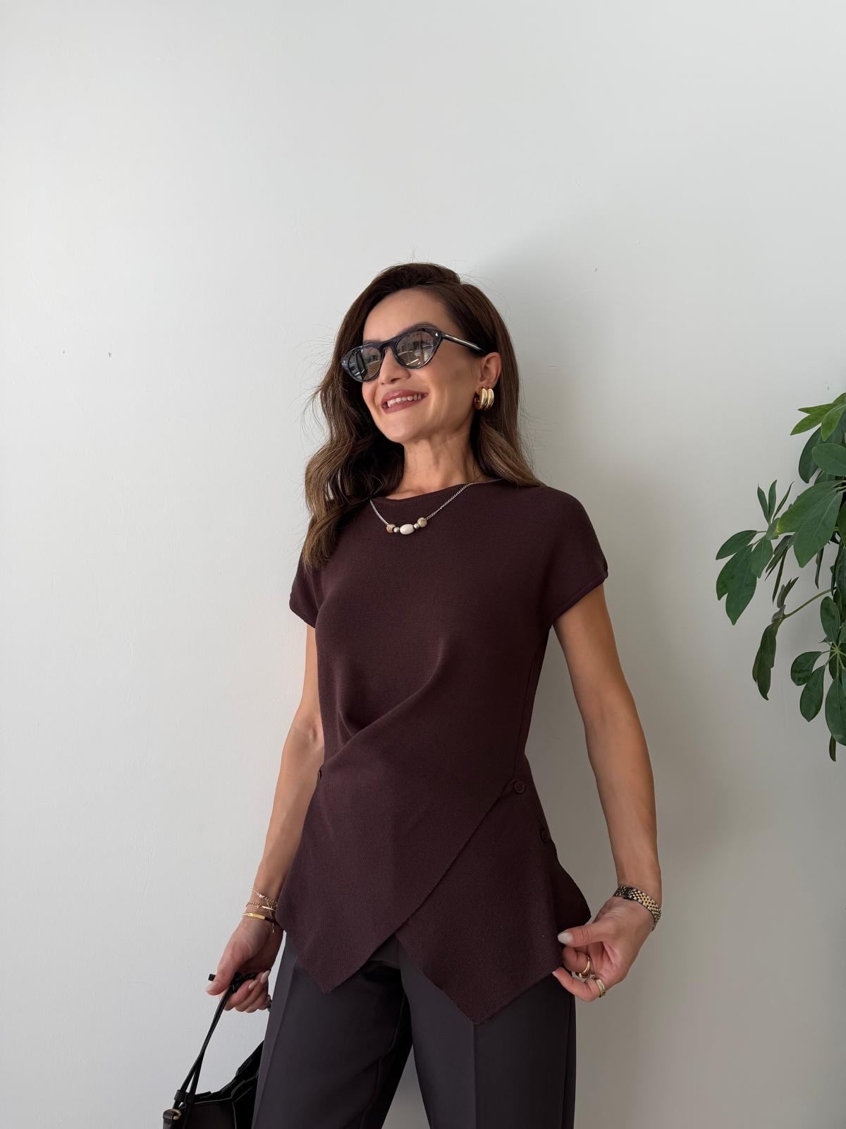 Kahve rengi Bel Detaylı Boyun Aksesuarlı Bluz 5433