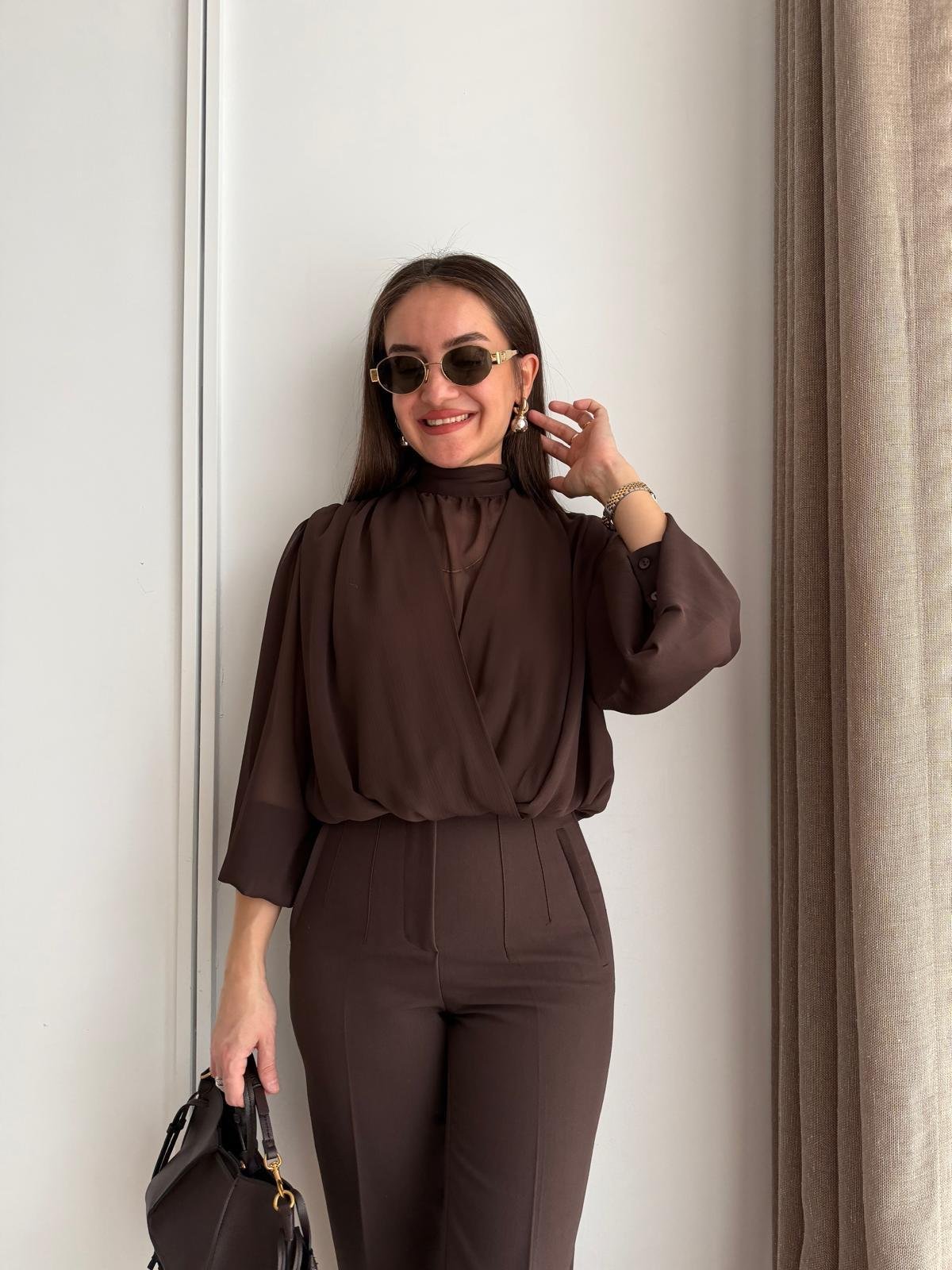 Kahve rengi Bel Lastikli Tasarım Şifon Bluz 31348
