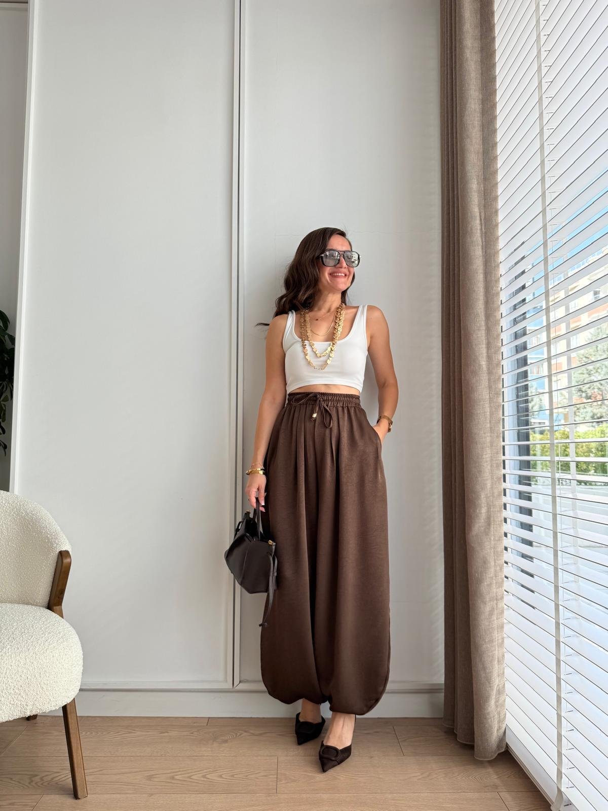 Kahve rengi Bilek Detaylı Saten Şalvar Pantolon 51199