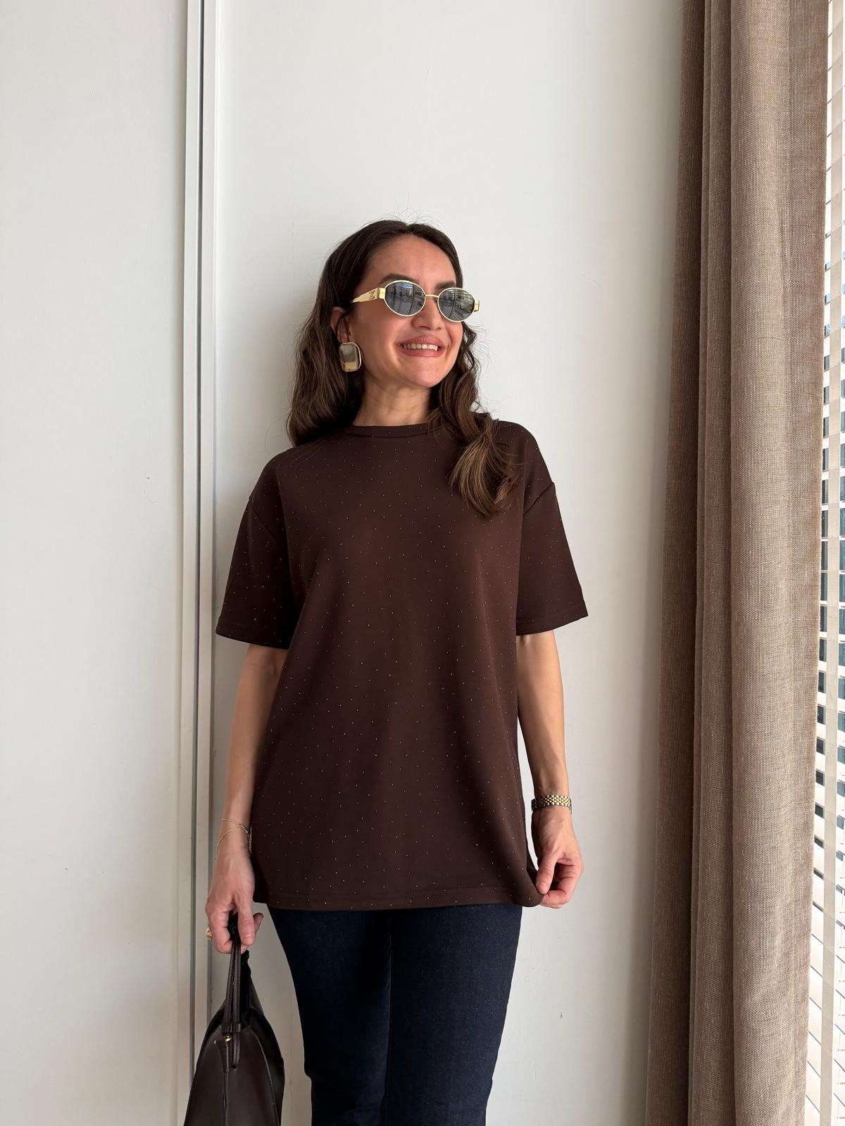 Kahve rengi Bisiklet Yaka Taşlı Tshirt 4236