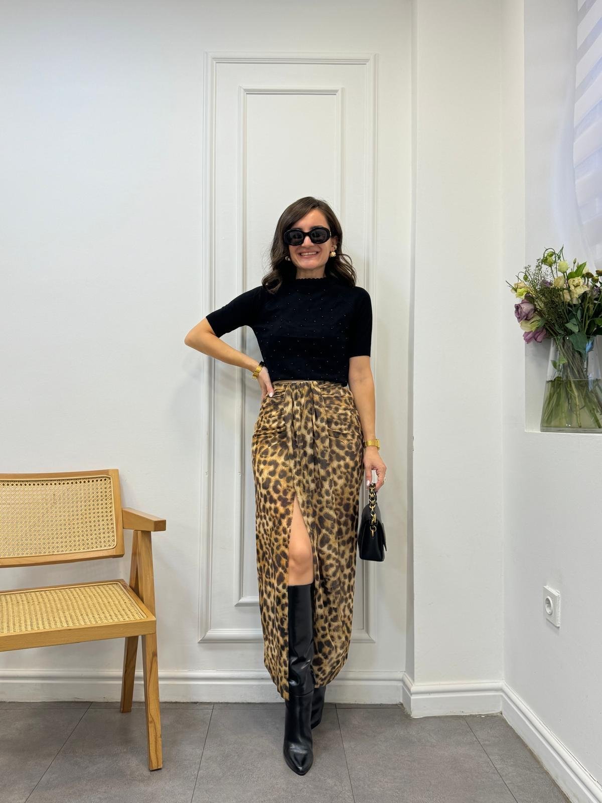Kahve rengi Drape Detaylı Yırtmaçlı Etek 0151