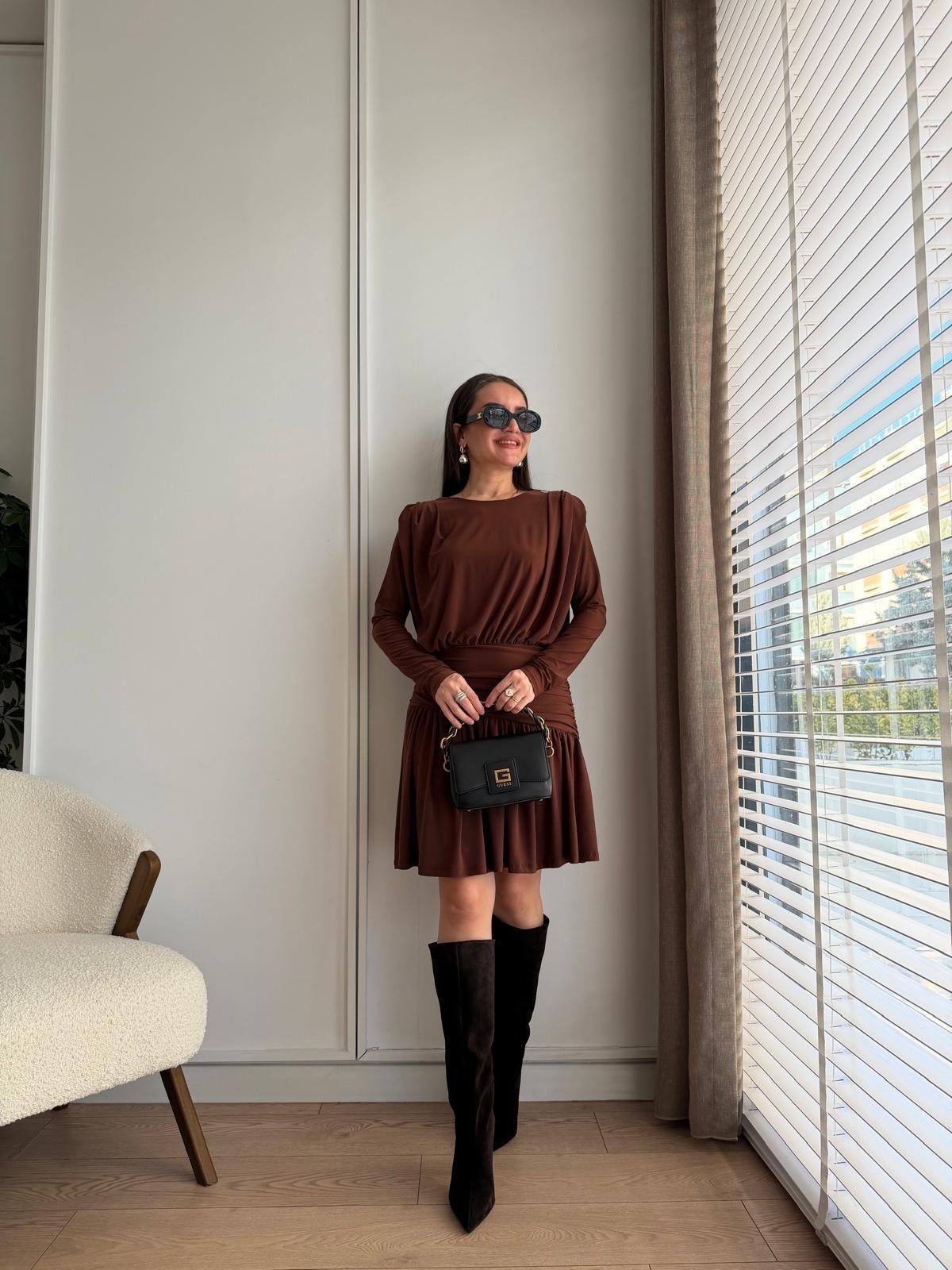 Kahve rengi Drapeli Mini Boy Elbise 112112