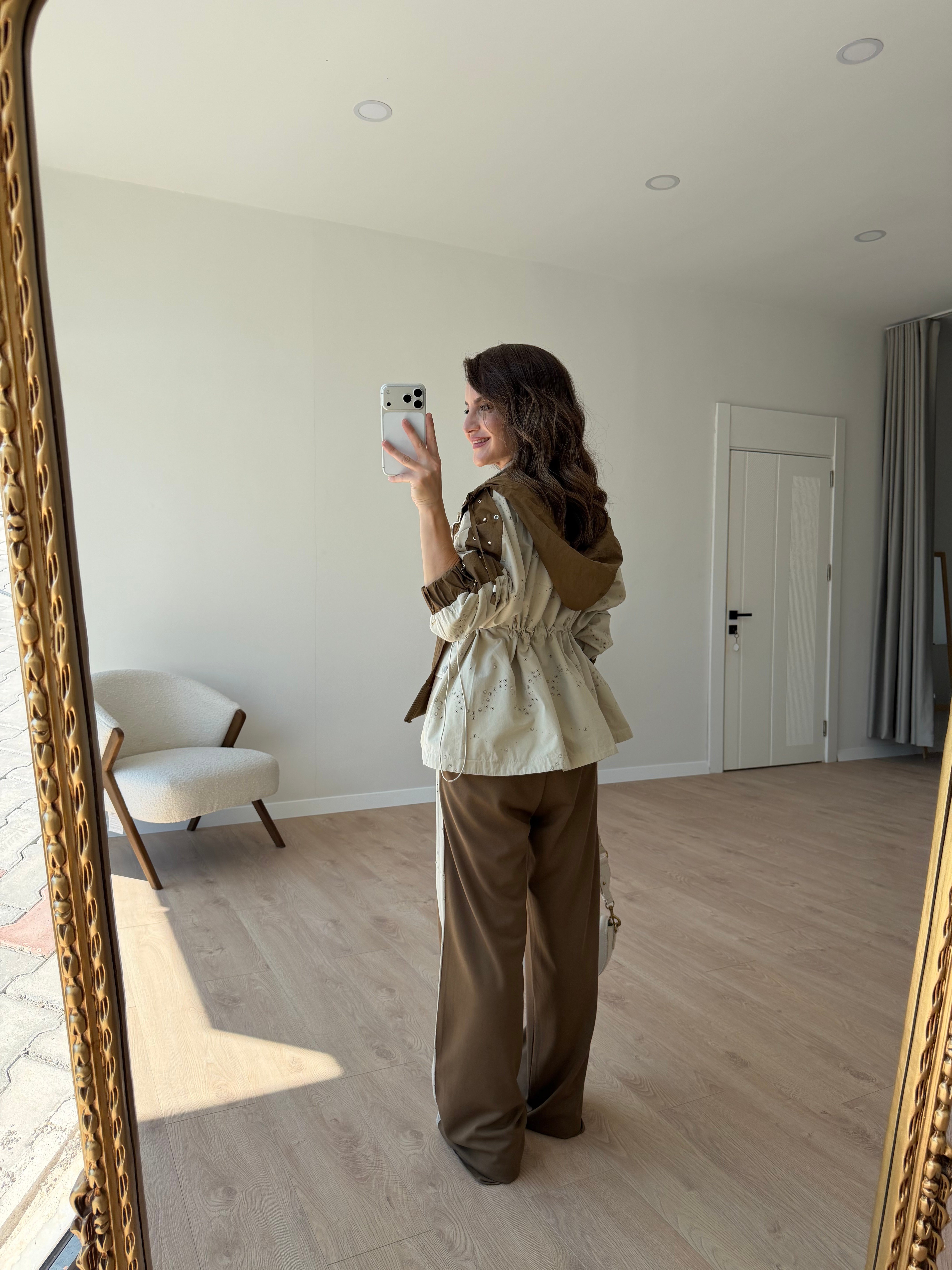 Kahve rengi Fisto Model Paraşüt Detay Takım 37650