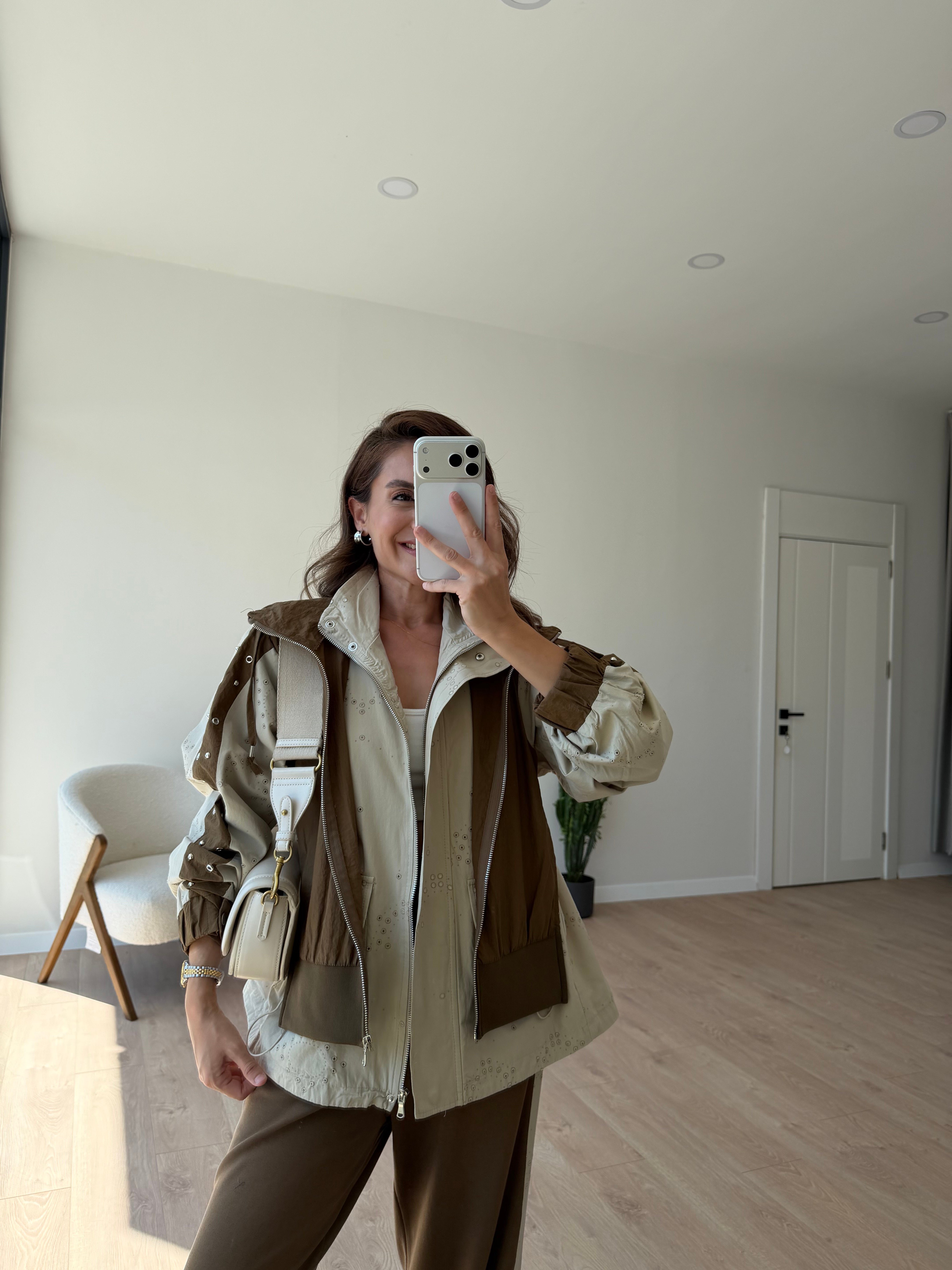 Kahve rengi Fisto Model Paraşüt Detay Takım 37650