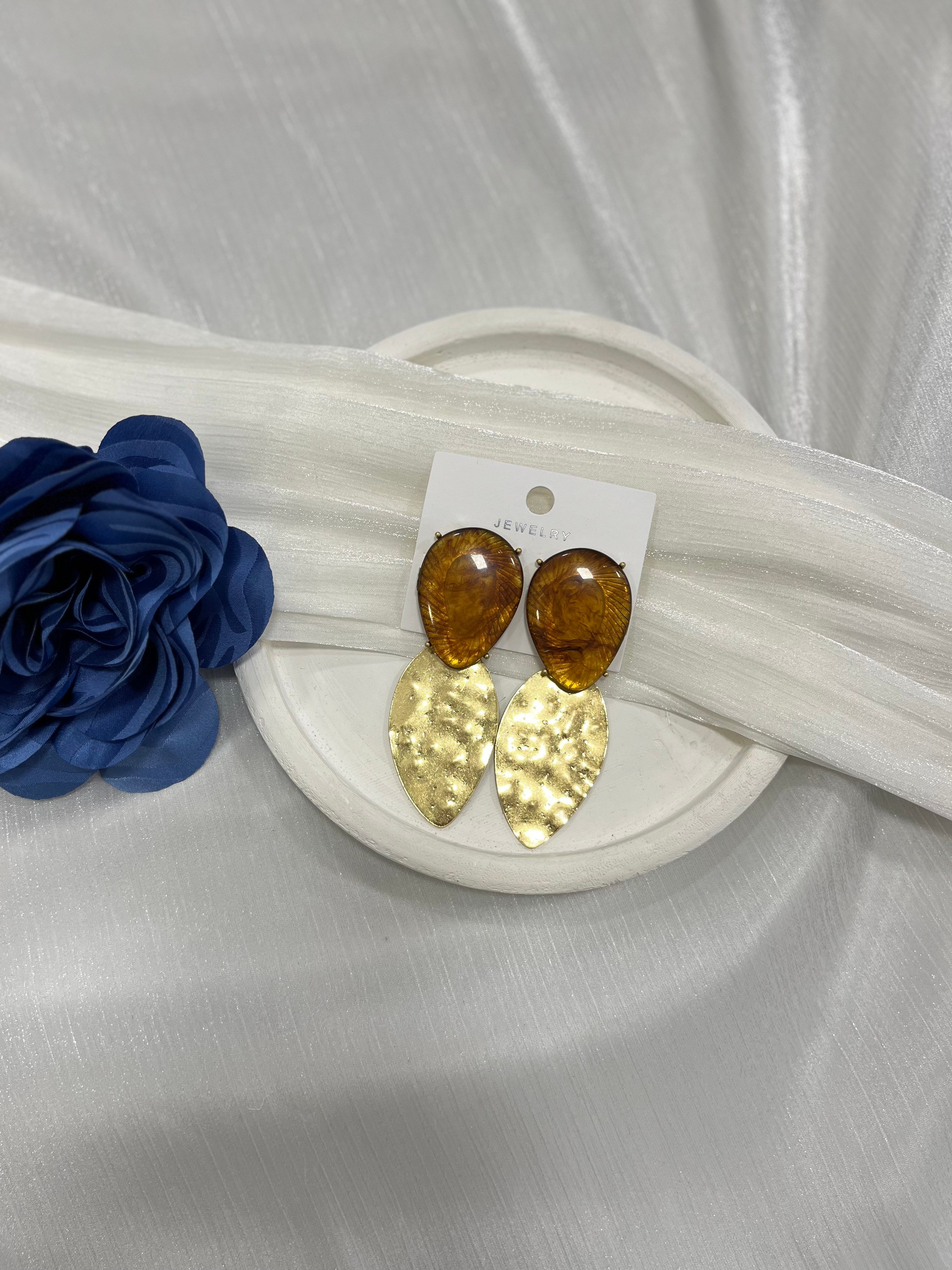 Kahve rengi Gold Sallantılı Küpe KP08