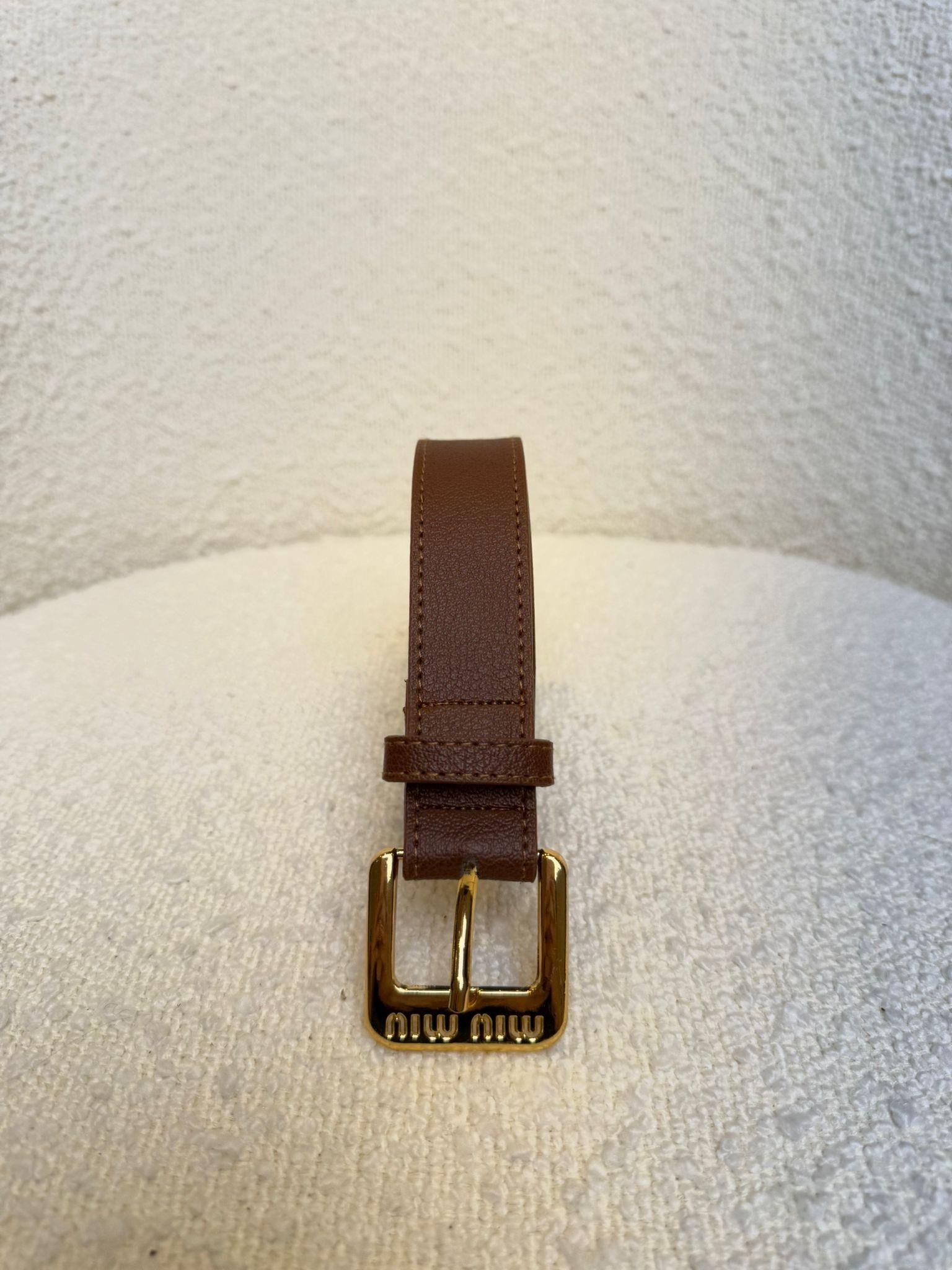 Kahve rengi Gold Tokalı Özel Seri Kemer SB07
