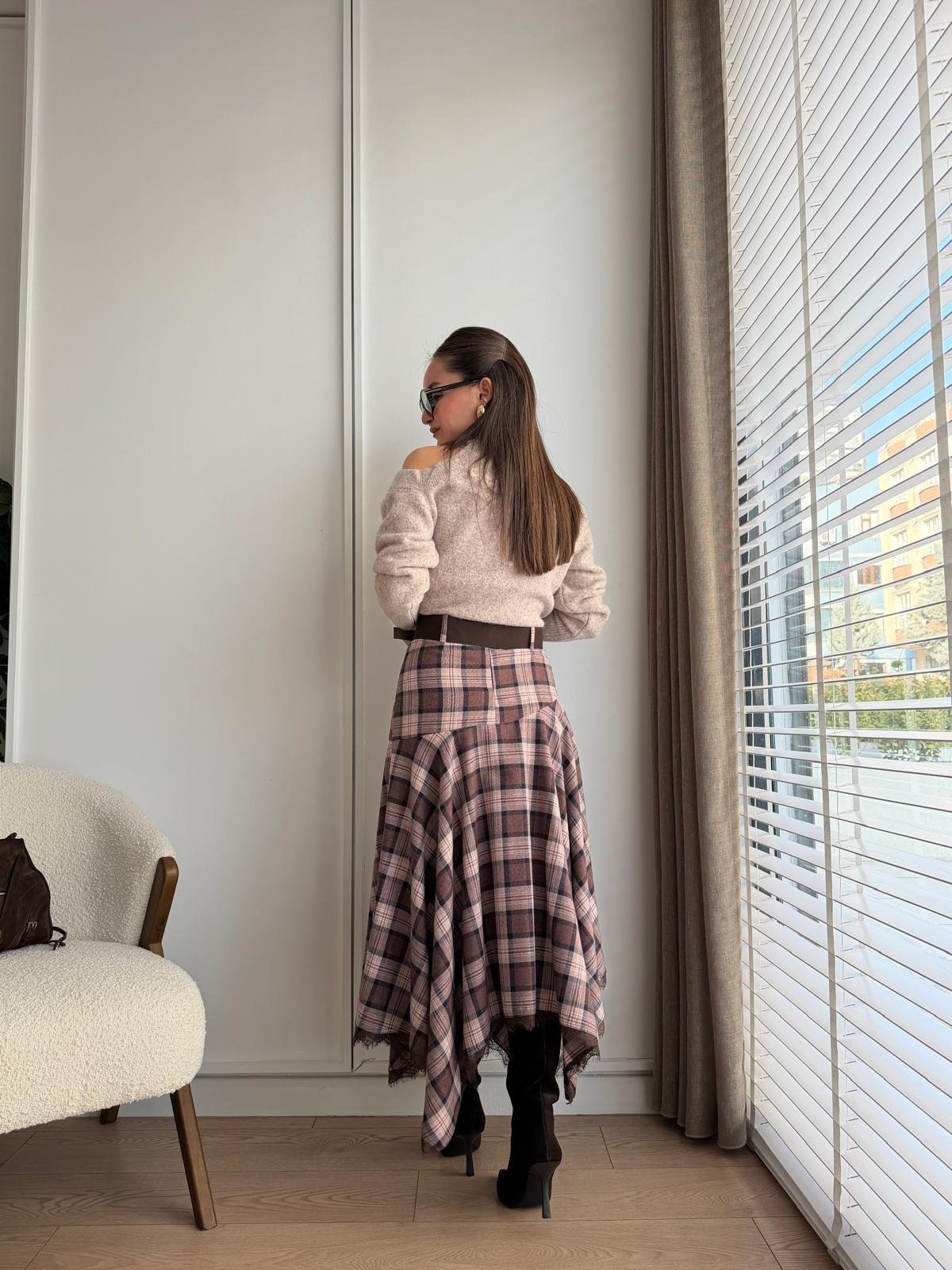 Kahve rengi Güpür Detaylı Ekose Etek 37198