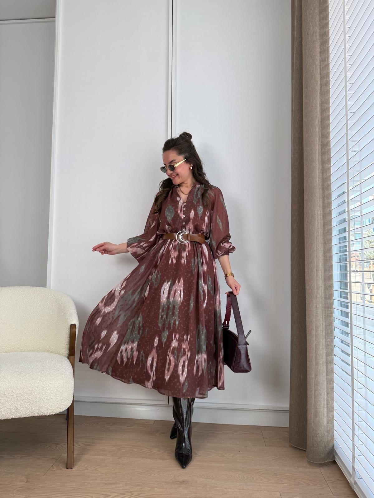 Kahve rengi Kemerli Astarlı Şifon Elbise 3003