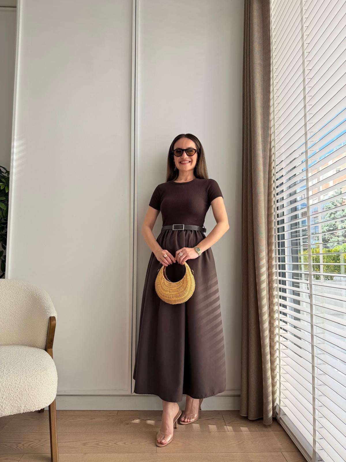 Kahve rengi Kemerli Eteği Poplin Elbise 4113