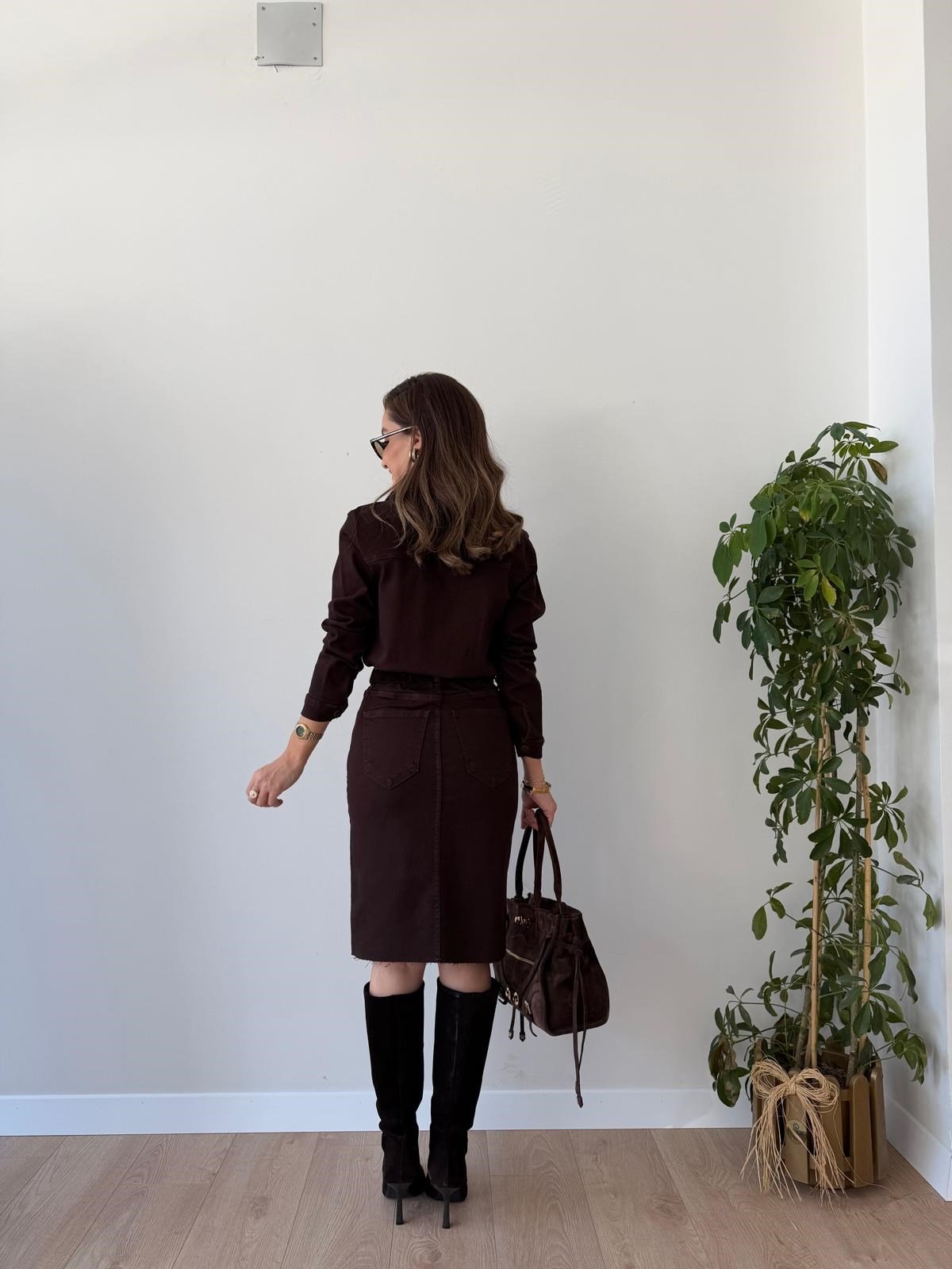 Kahve rengi Kemerli Yırtmaçlı Jean Elbise 3087