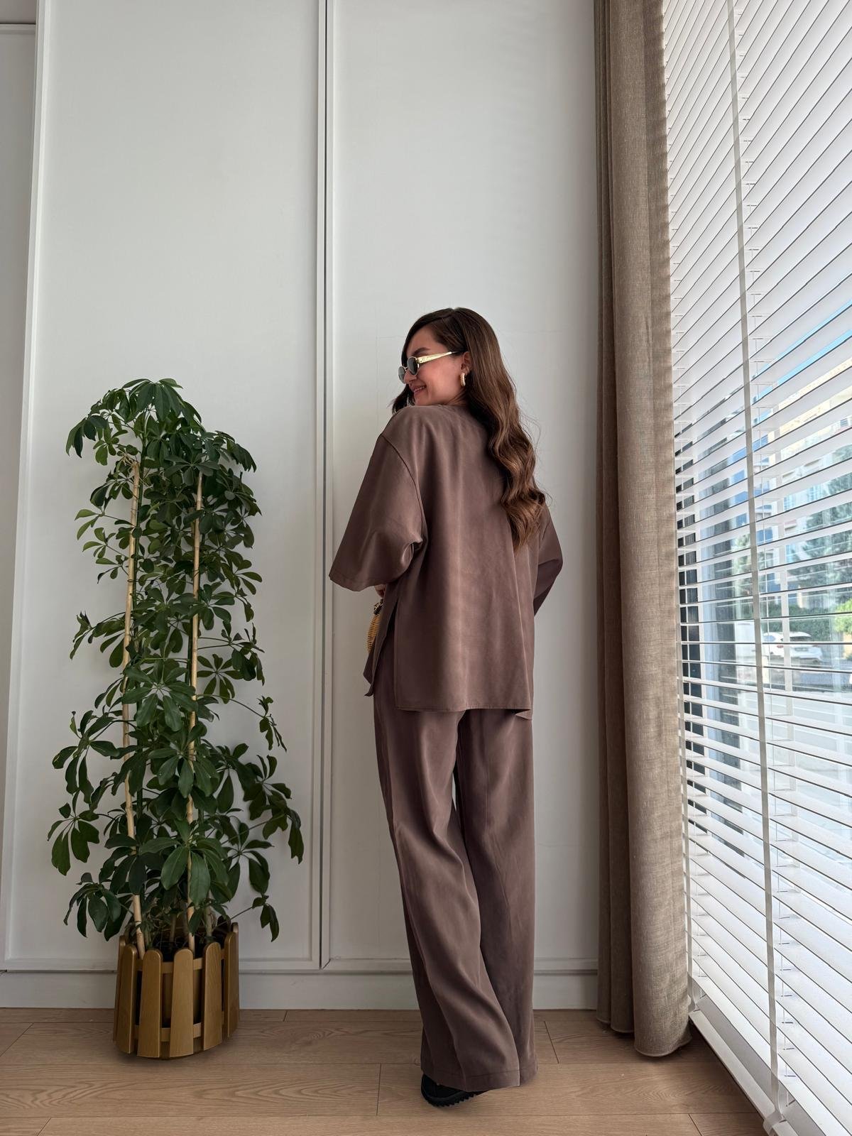 Kahve rengi Kruvaze Yaka Düğmeli Kimono Takım 1121