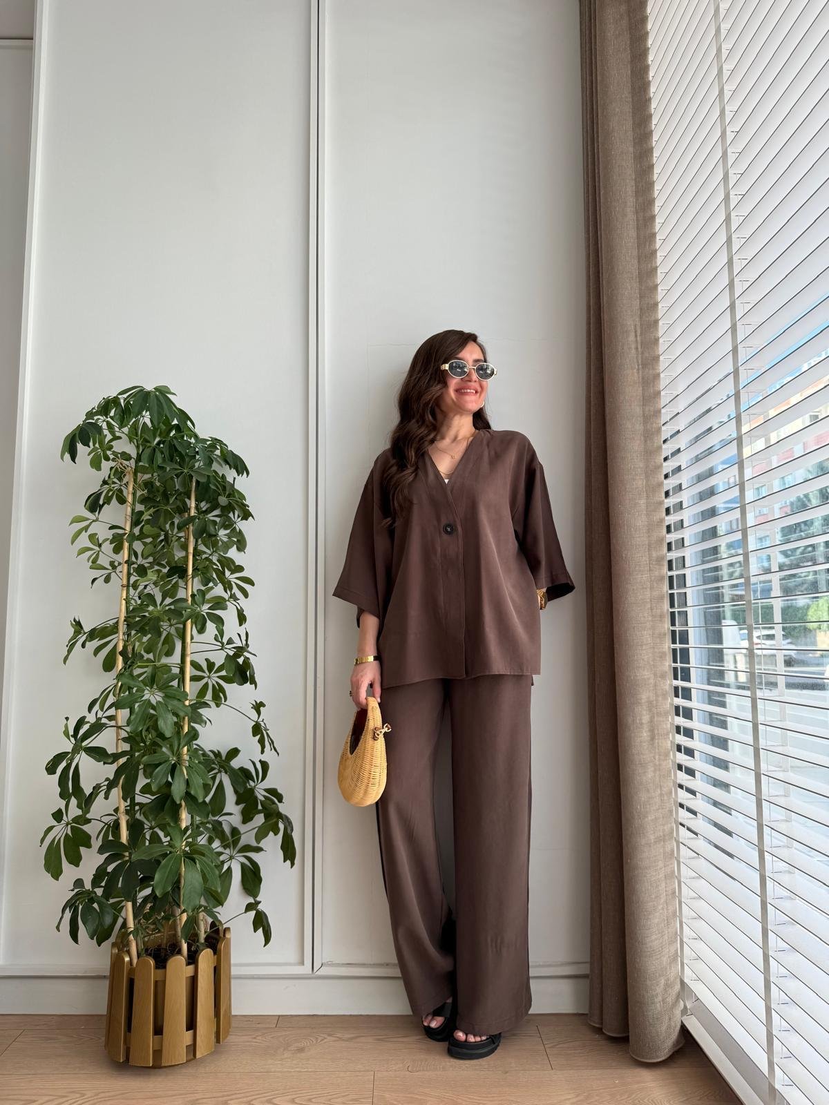 Kahve rengi Kruvaze Yaka Düğmeli Kimono Takım 1121
