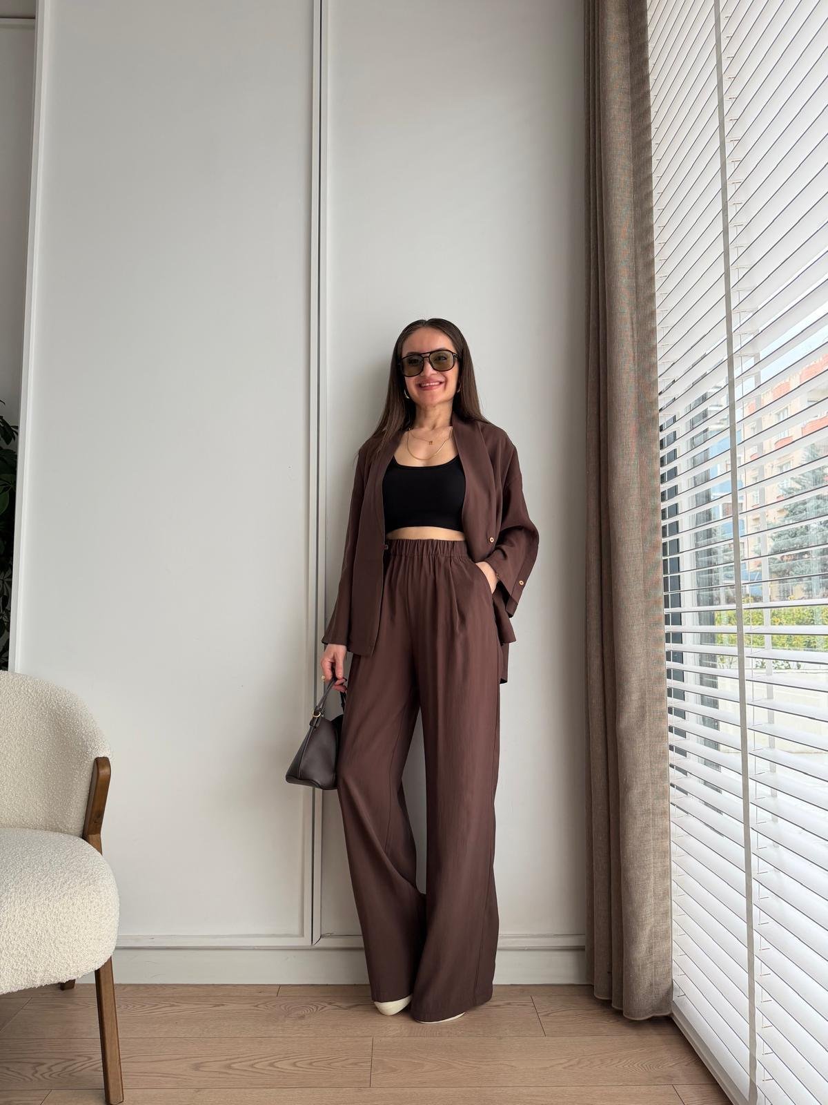 Kahve rengi Kruvaze Yaka Tek Düğmeli Tensel Takım 51260