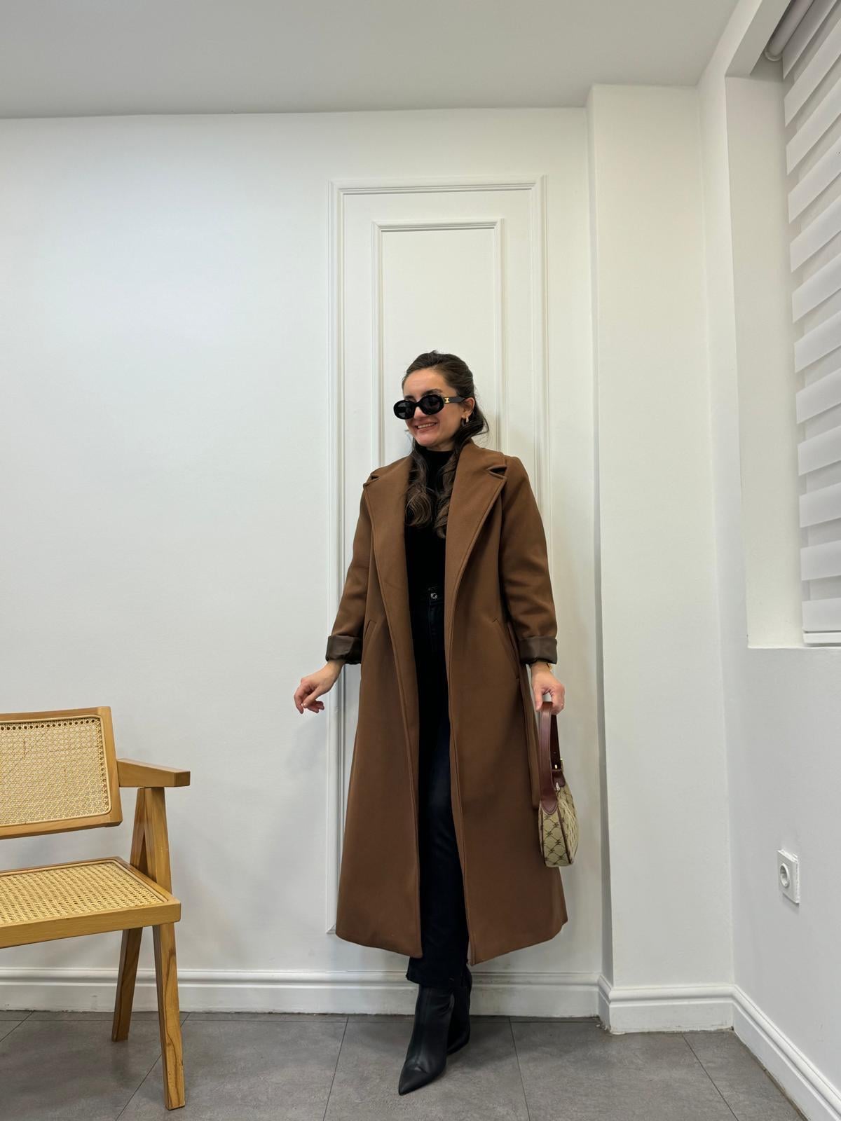 Kahve rengi Kuşaklı Astarlı Kaban 9350