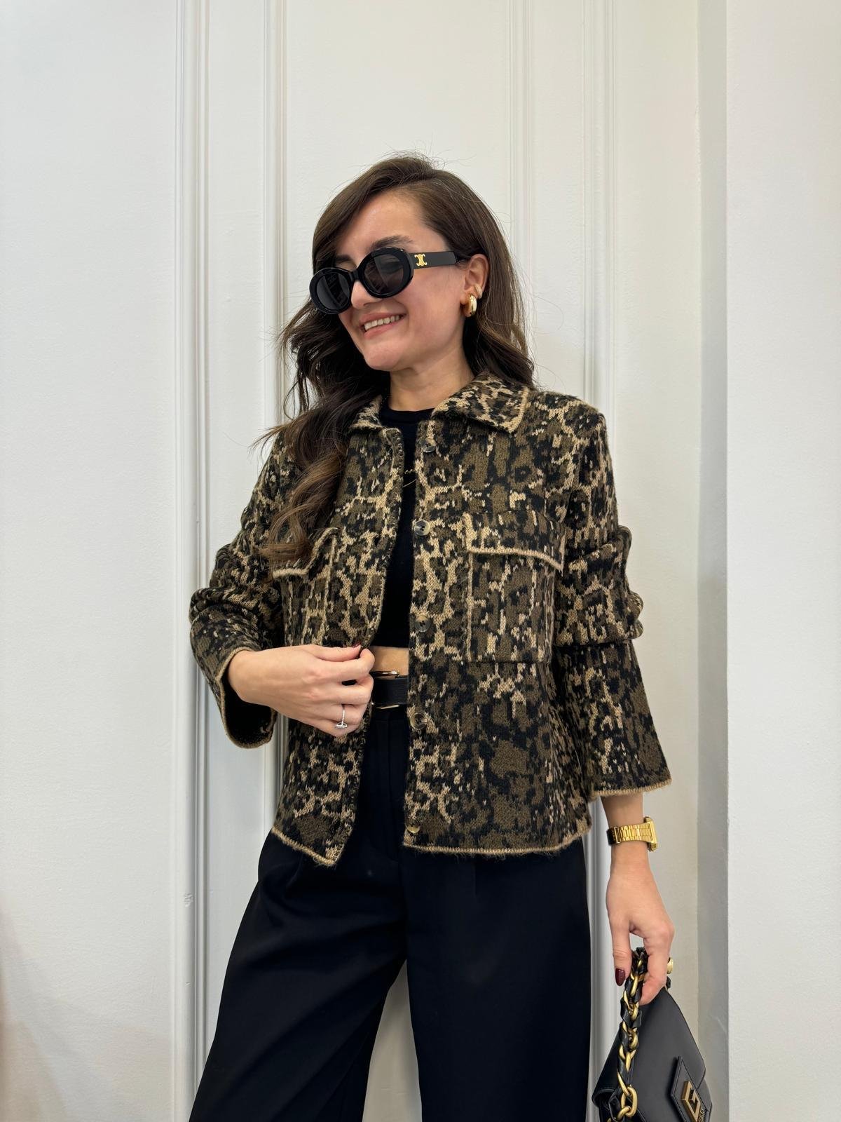 Kahve rengi Leopar Desen Cepli Triko Ceket 2402