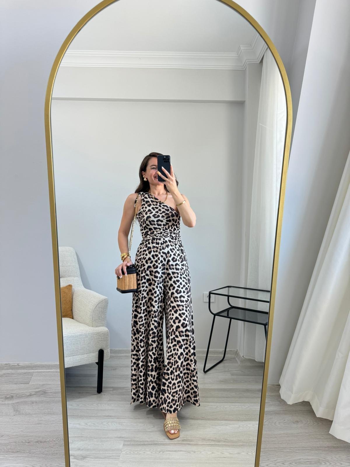 Kahve rengi Leopar Desen Tek Omuz Bel Drape Detaylı Tulum 6434