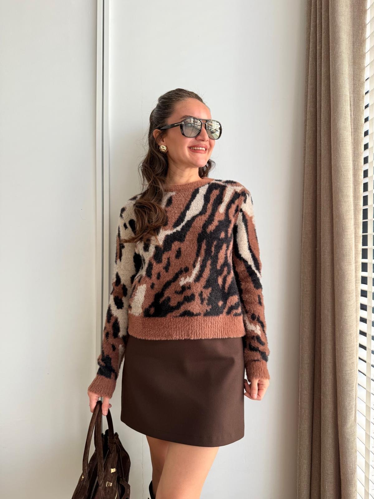 Kahve rengi Leopar Desen Yumoş Kazak 5025