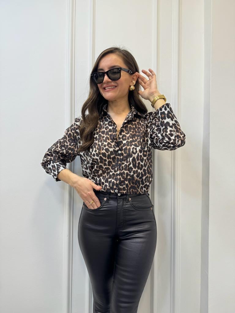 Kahve rengi Leopar Desenli Kolu Geniş Manşetli Oversize Gömlek 2301