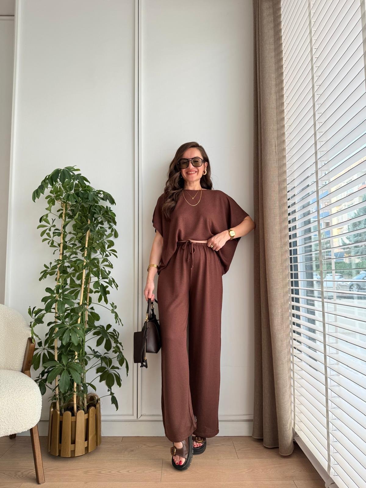 Kahve rengi Merserize Kumaş Bluz Pantolon Takım 16880