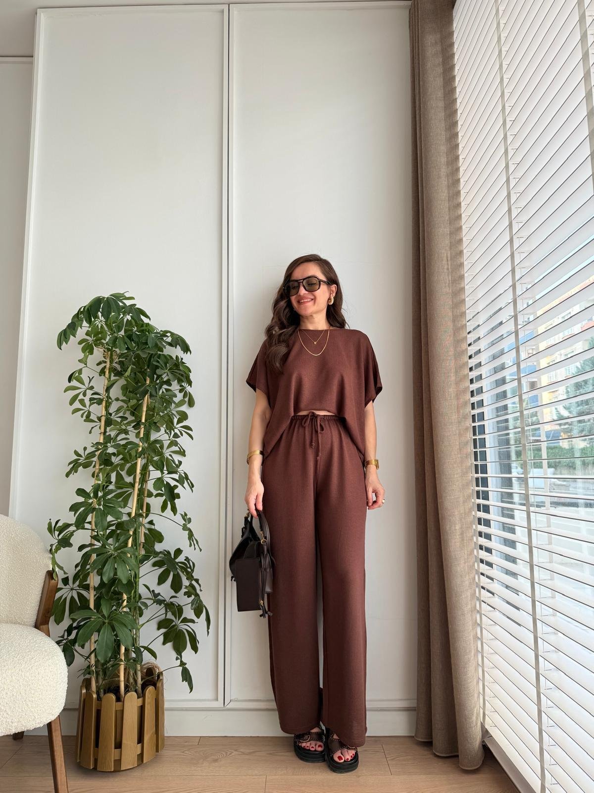 Kahve rengi Merserize Kumaş Bluz Pantolon Takım 16880