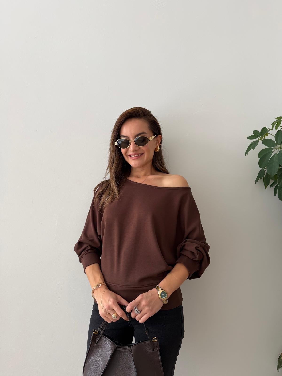 Kahve rengi Modal Kumaş Kayık Yaka Sweatshirt K142